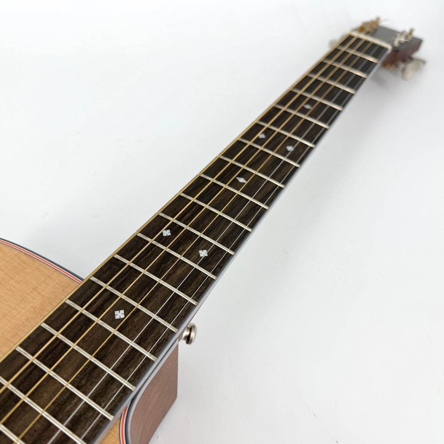 2021 Martin OMC-16E – Natural