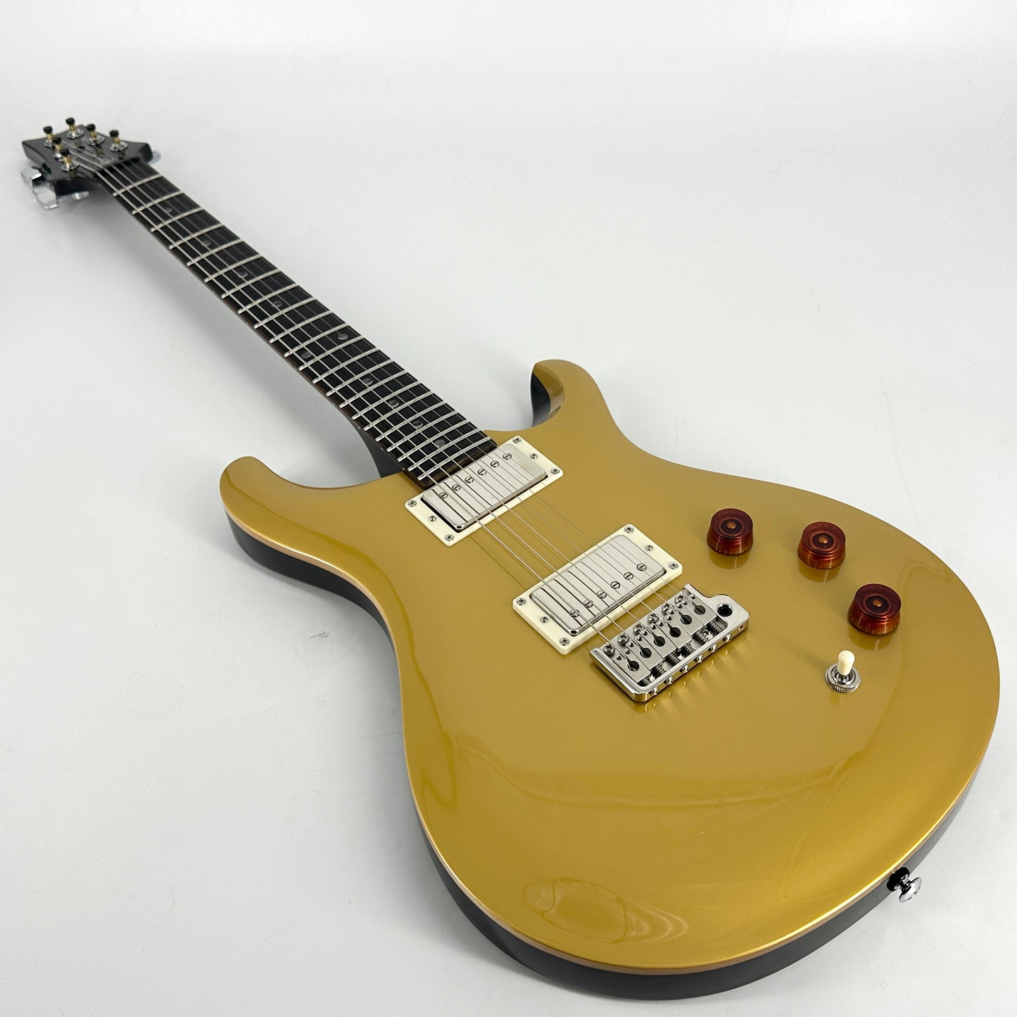 2023 PRS SE Signature DGT - Gold Top
