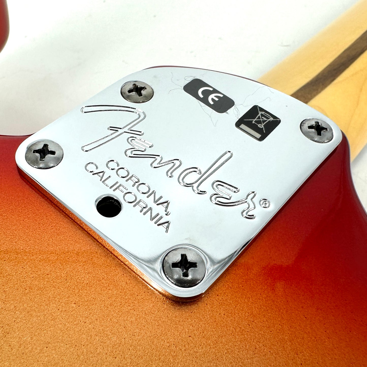 2010 Fender American Deluxe Stratocaster – Sunset Metallic
