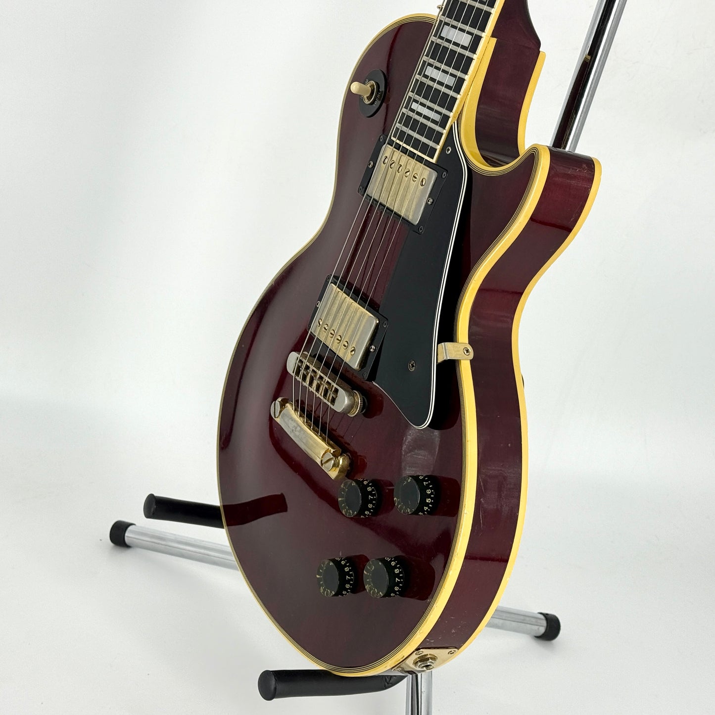 1982 Gibson Les Paul Custom - Wine Red