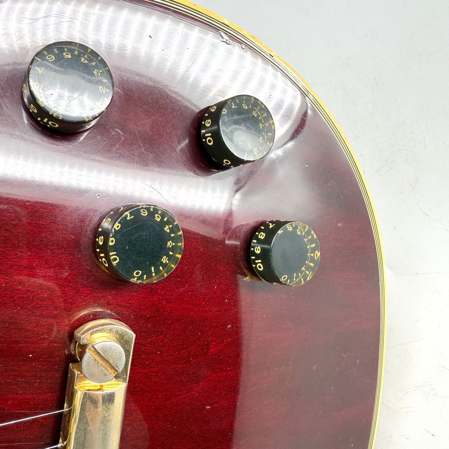 1982 Gibson Les Paul Custom - Wine Red