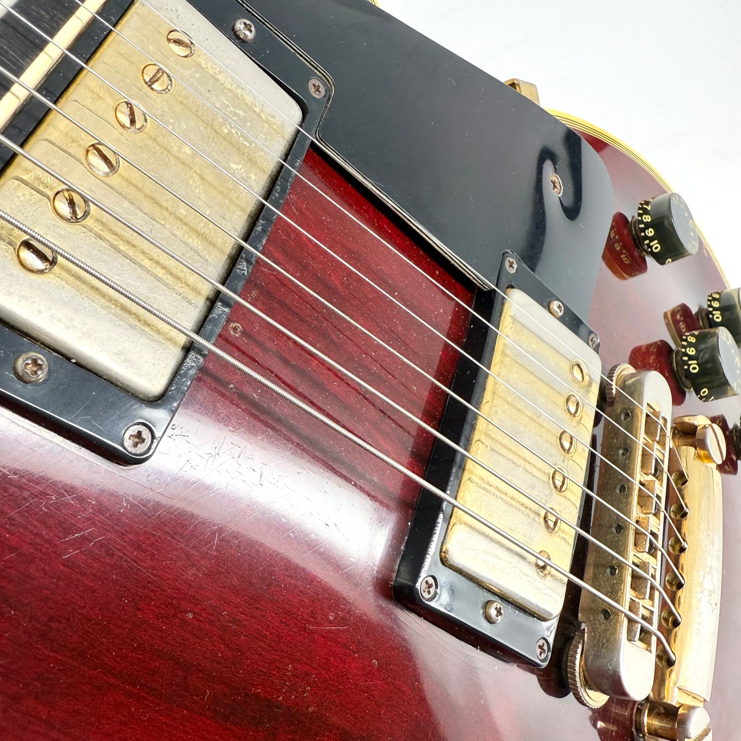 1982 Gibson Les Paul Custom - Wine Red