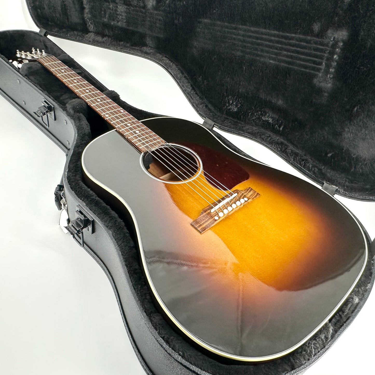 2023 Gibson J-45 Standard – Vintage Sunburst