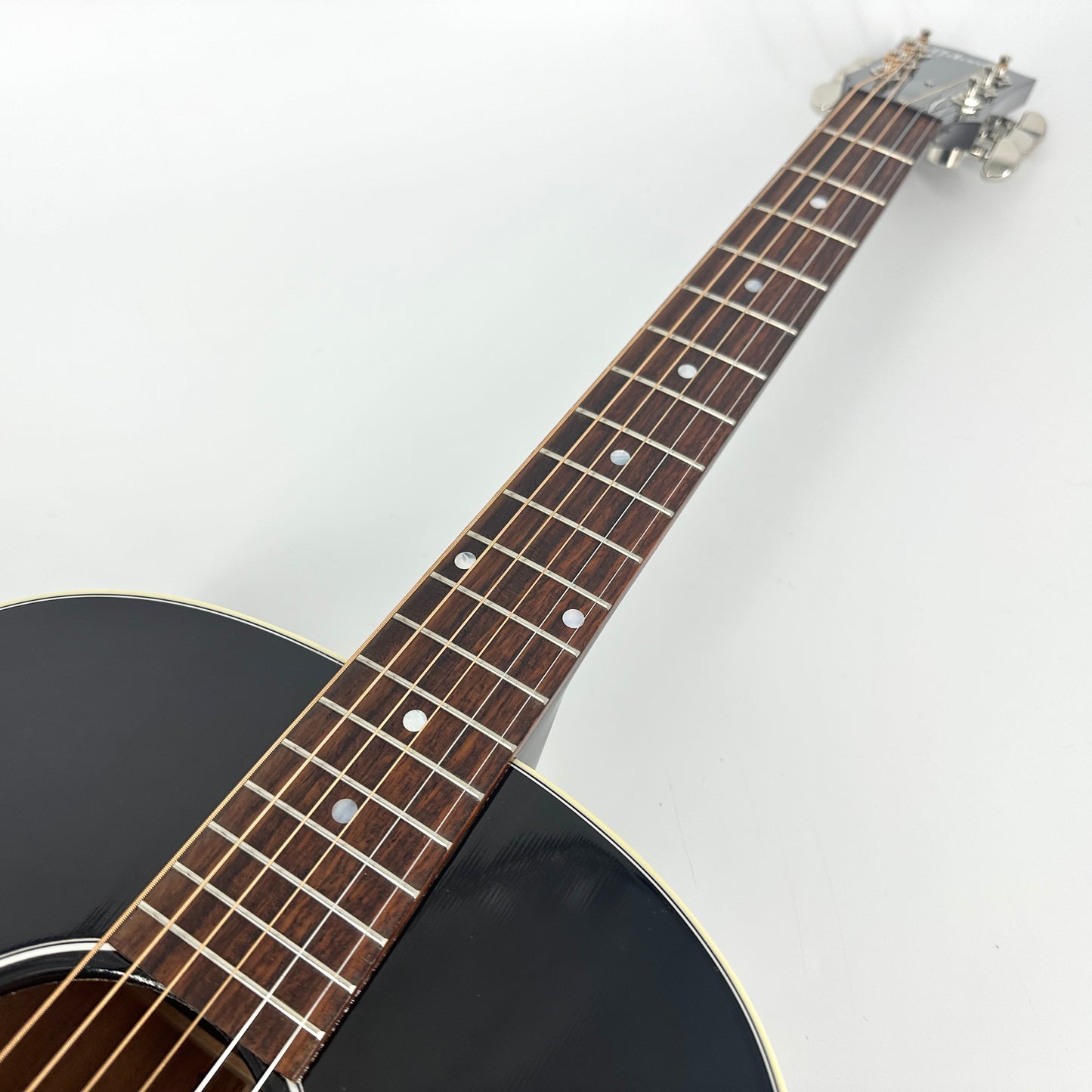 2023 Gibson J-45 Standard – Vintage Sunburst