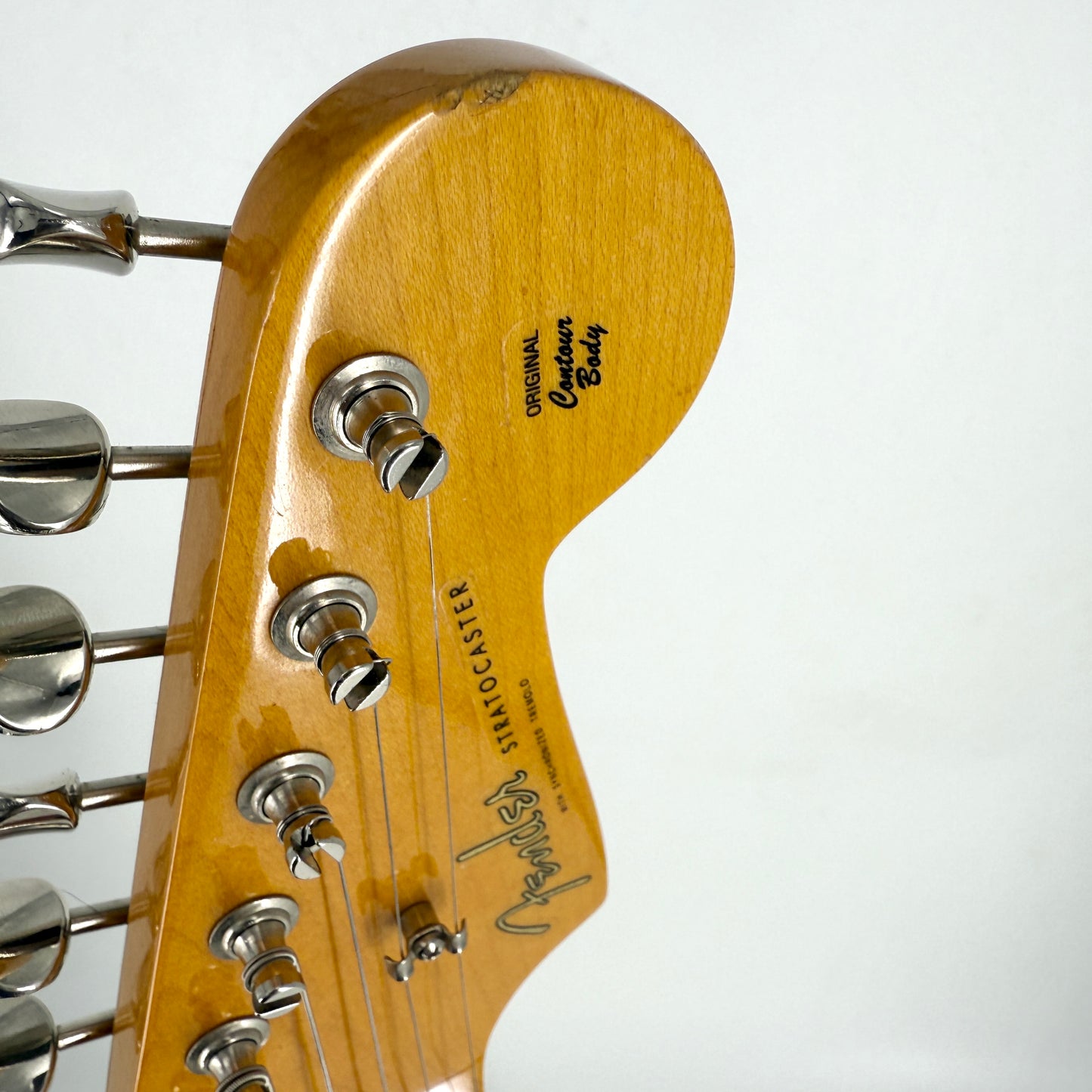 2010 Fender American Vintage ’62 Reissue Stratocaster – Olympic White