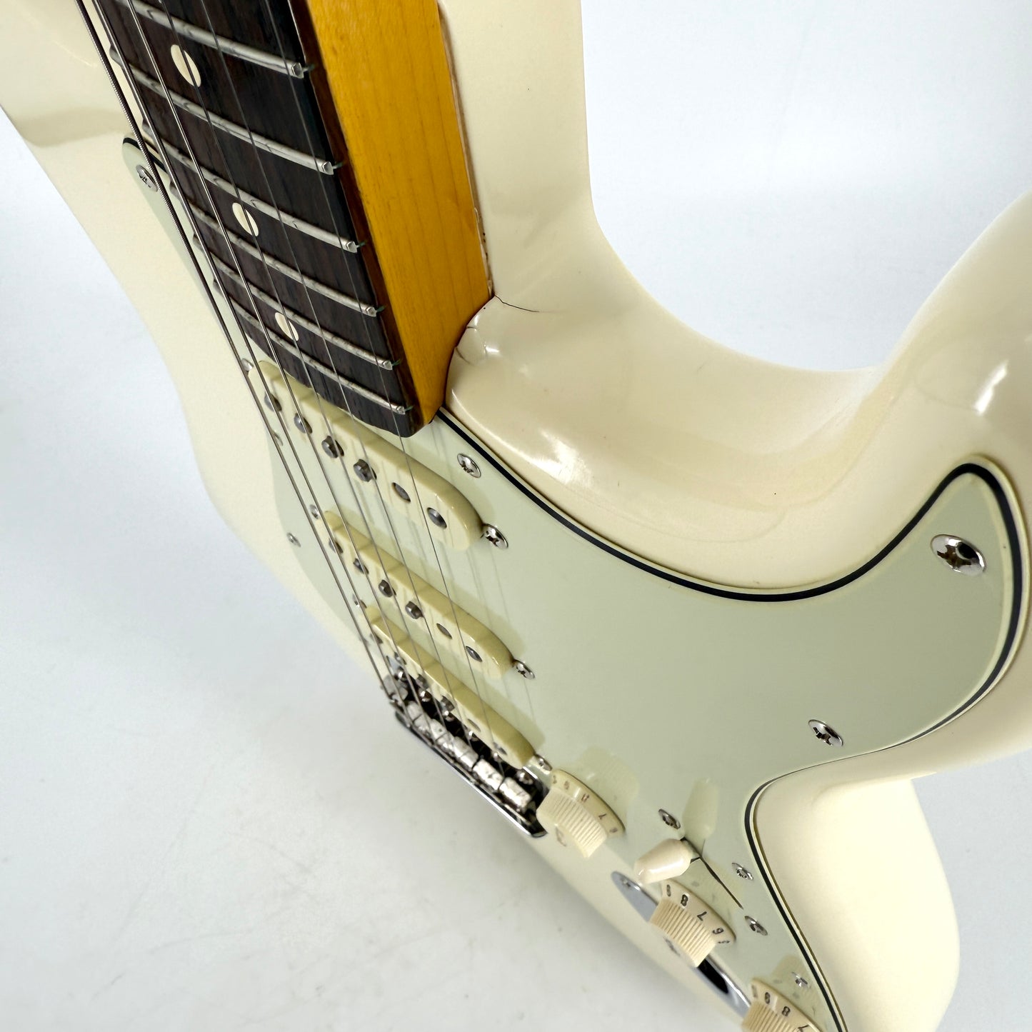 2010 Fender American Vintage ’62 Reissue Stratocaster – Olympic White