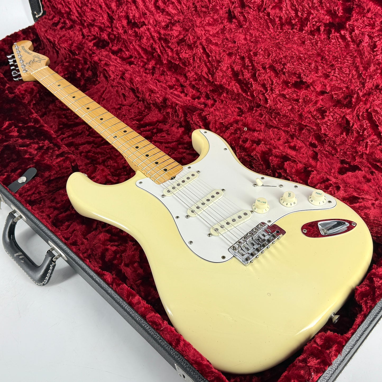 1982 Fender American Dan Smith Stratocaster – Olympic White