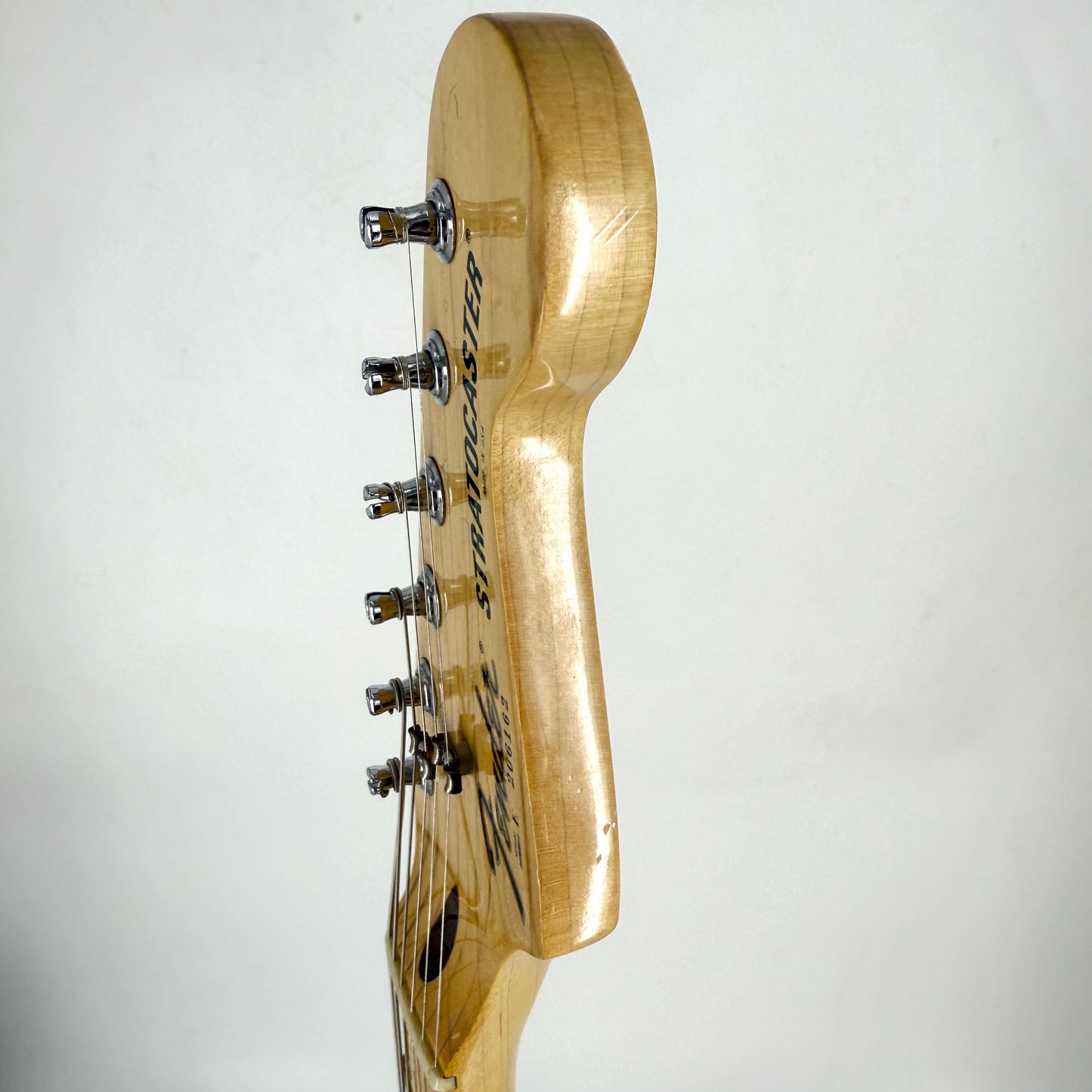 1982 Fender American Dan Smith Stratocaster – Olympic White