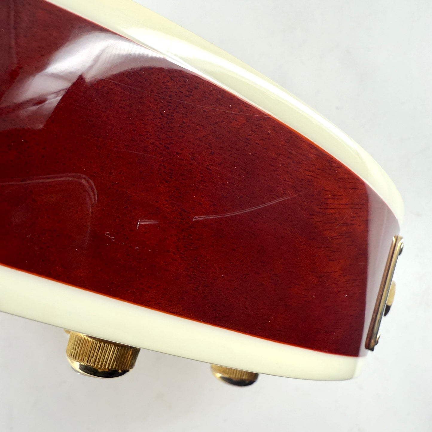 2015 Gibson Les Paul Supreme - Heritage Cherry Sunburst Perimeter