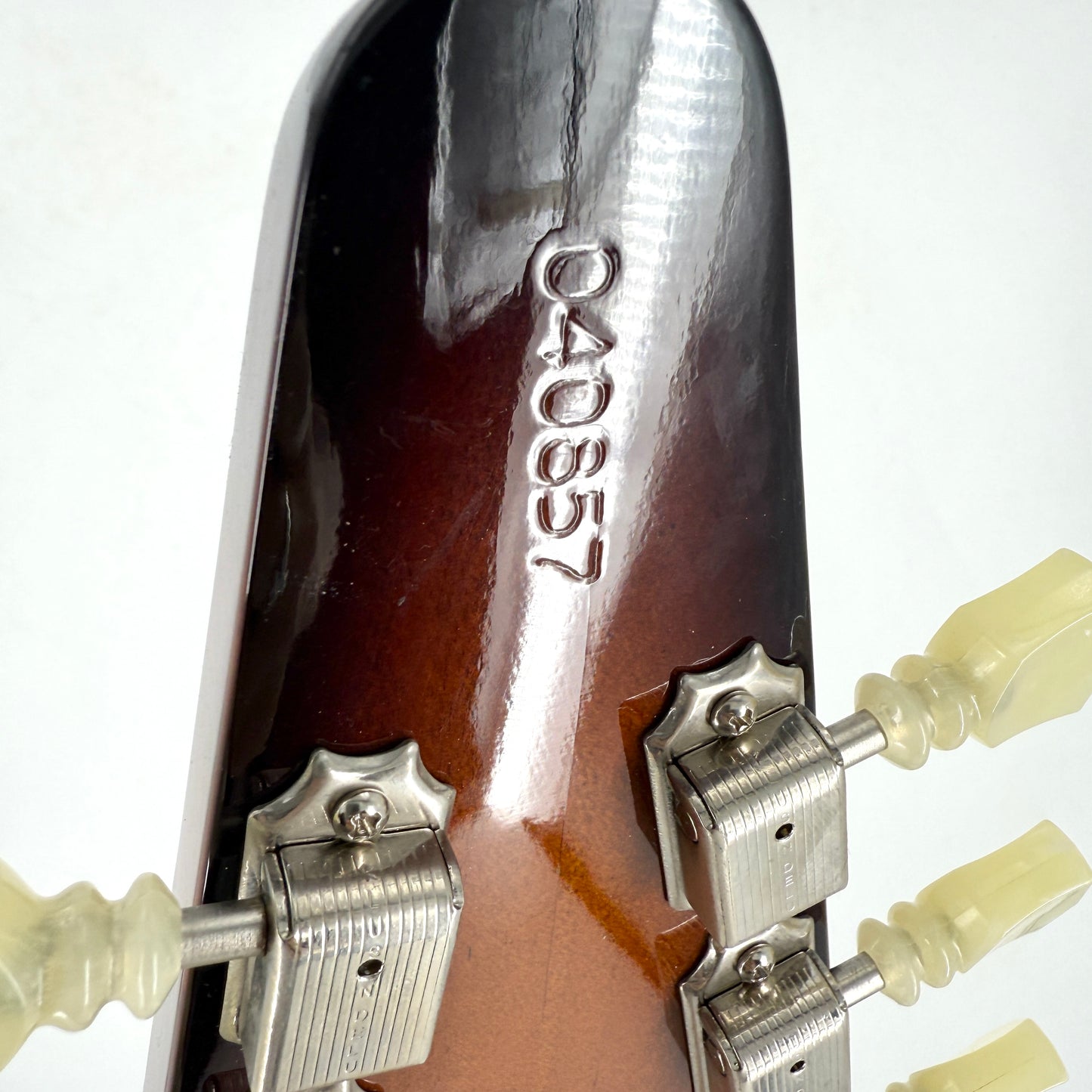 2014 Gibson Custom Shop 1967 Reissue Flying V – Sunburst
