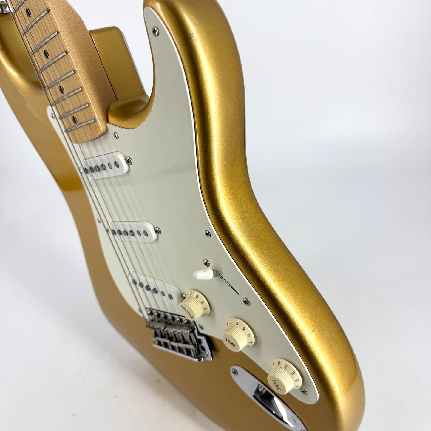 2017 Fender American Original 50s Stratocaster – Aztec Gold