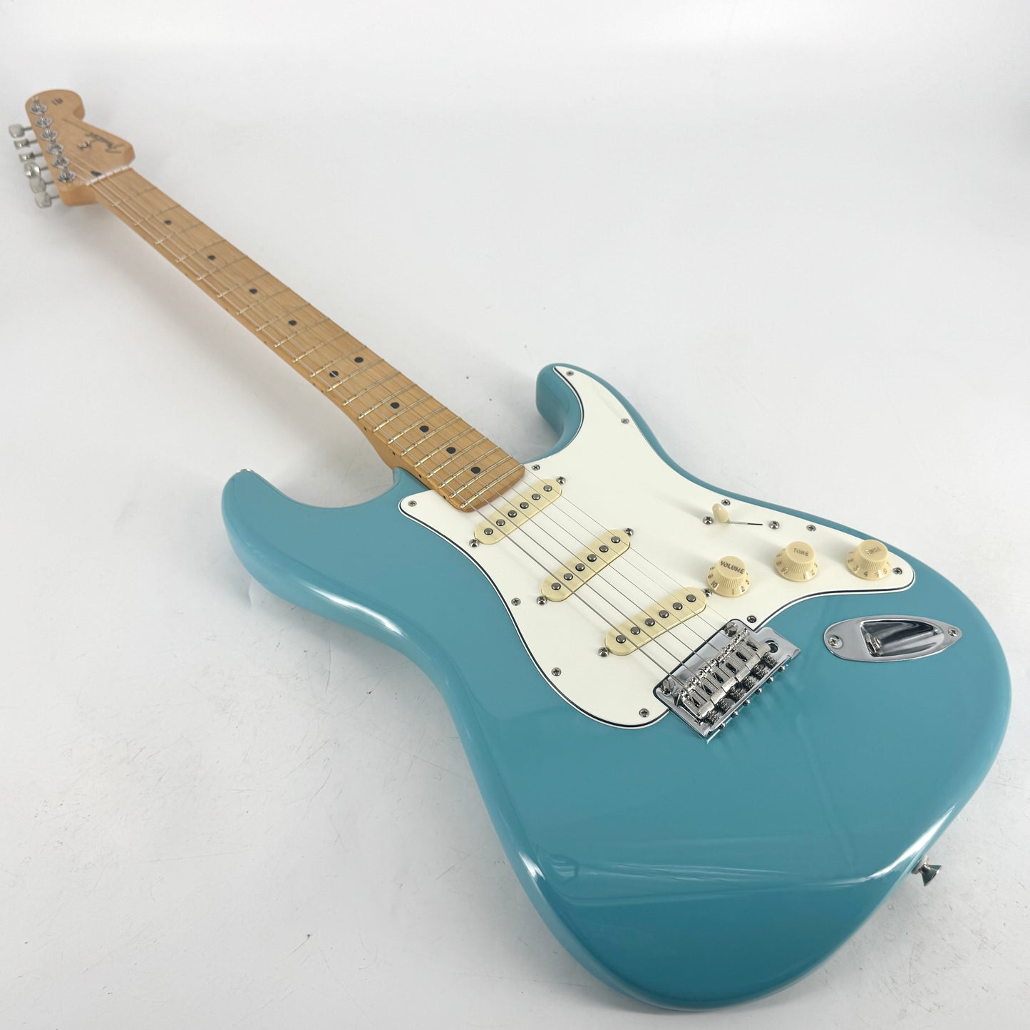 2024 Fender Player II Stratocaster - Aquatone Blue