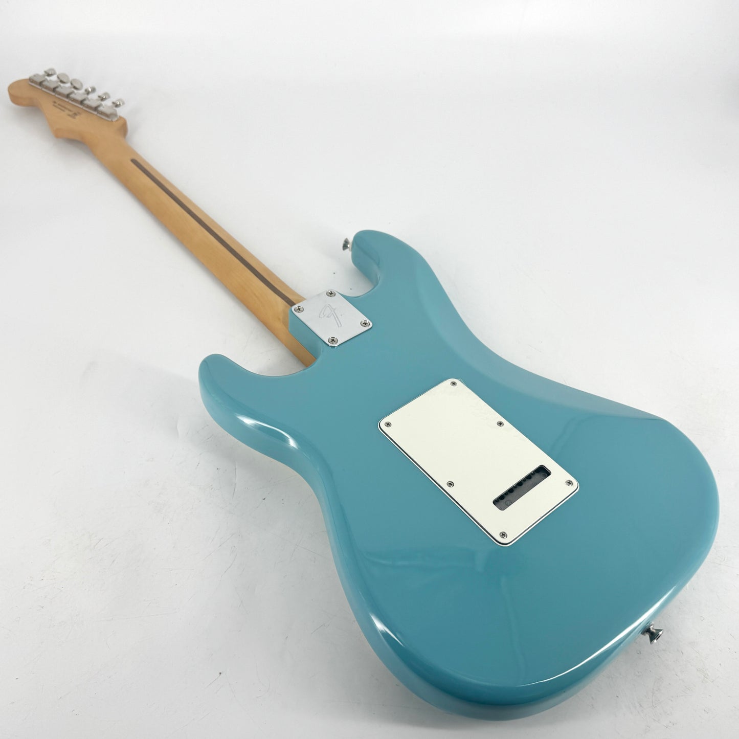 2024 Fender Player II Stratocaster - Aquatone Blue