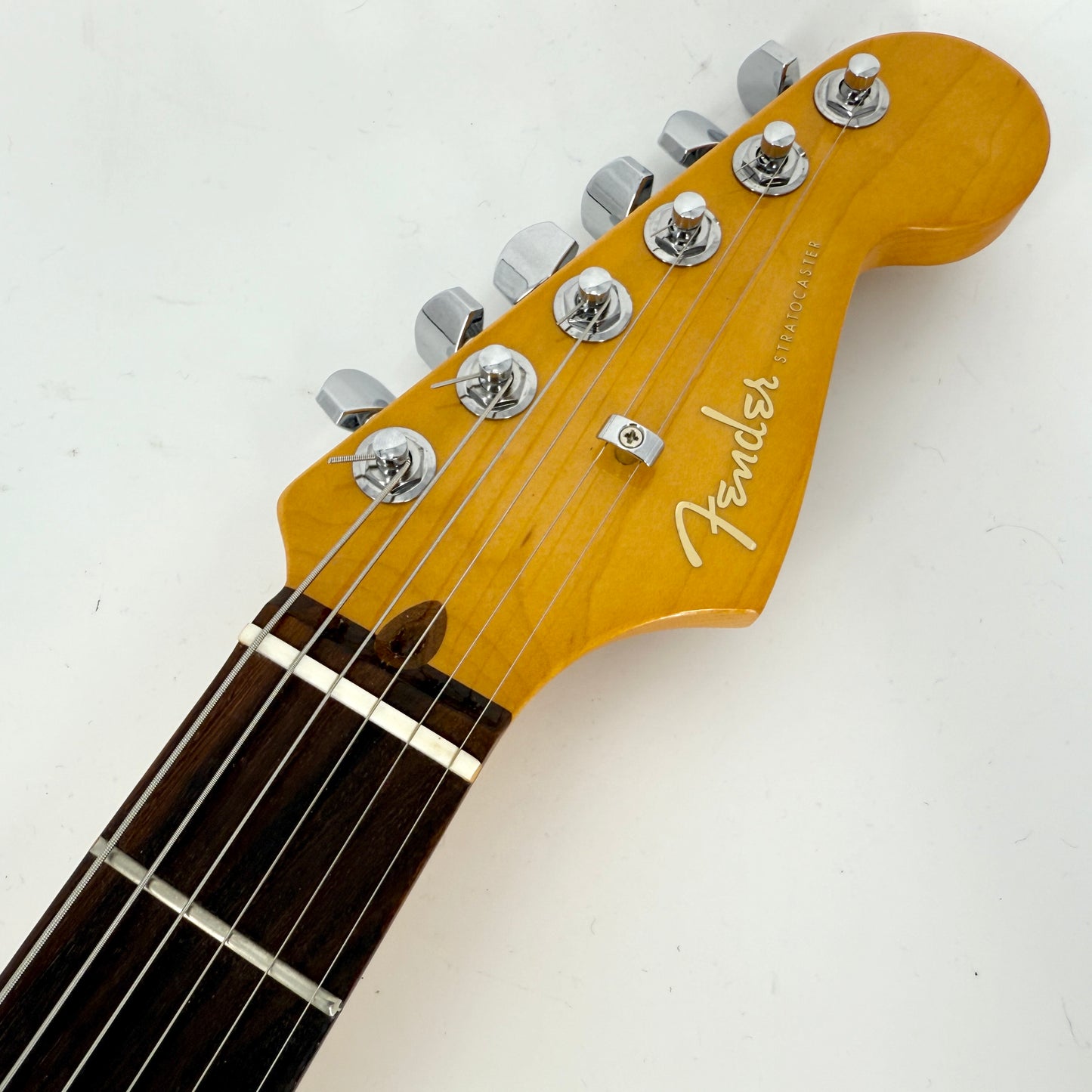 2023 Fender American Ultra Stratocaster – Ultra Burst