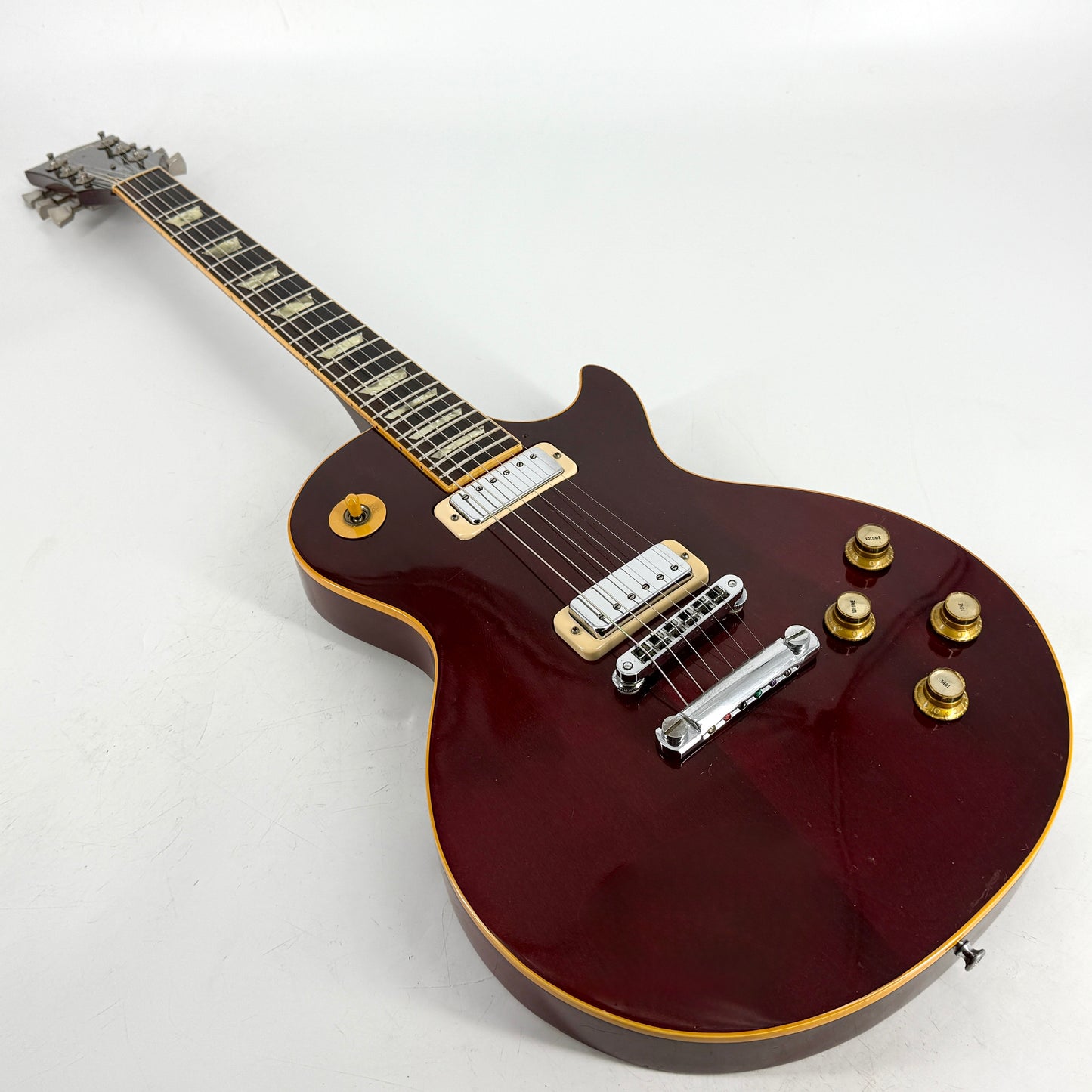 1977 Gibson Les Paul Deluxe – Wine Red