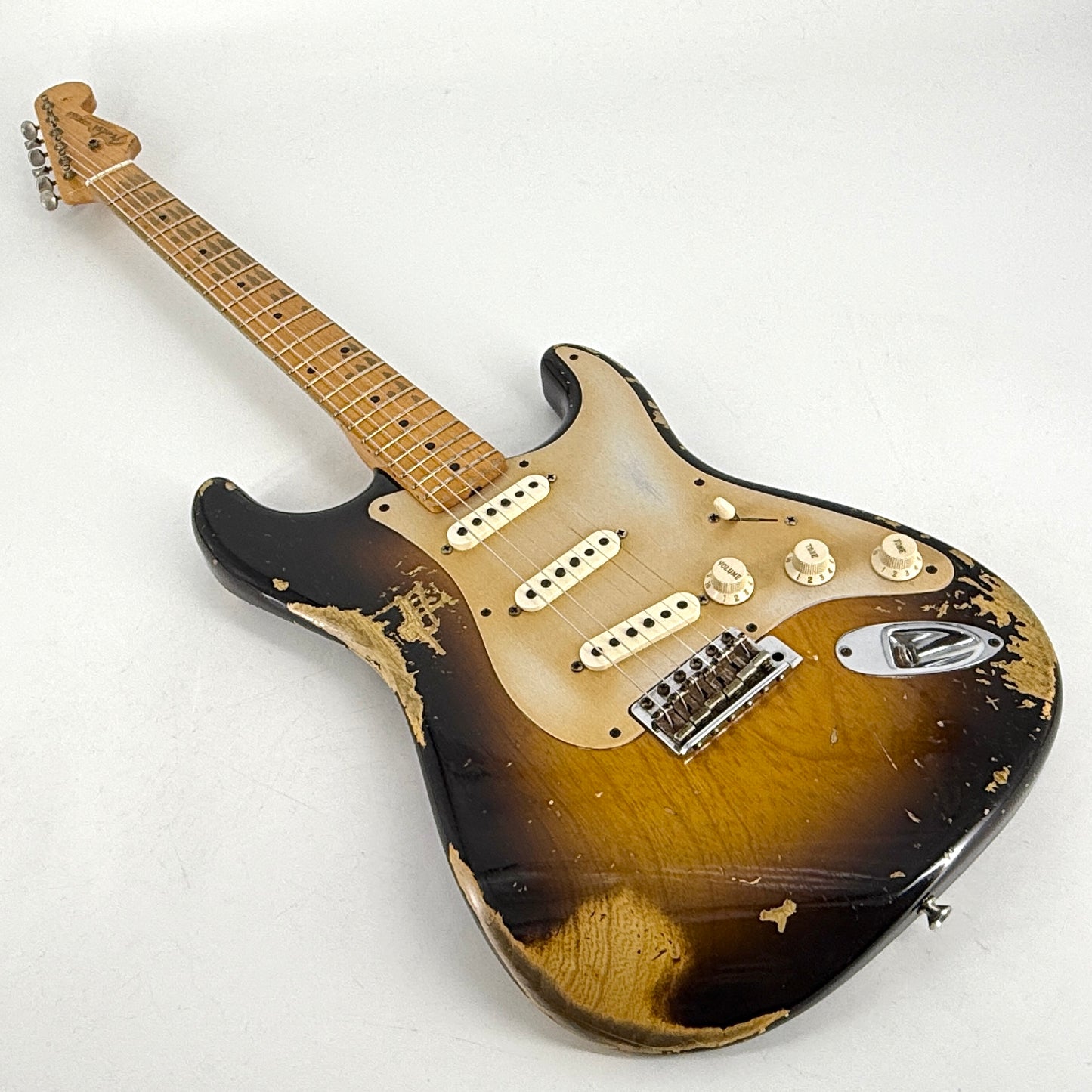 2013 Fender Custom Shop ’56 Heavy Relic Stratocaster – 2 Tone Sunburst