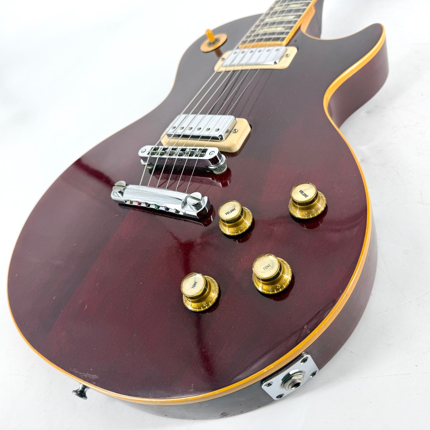 1977 Gibson Les Paul Deluxe – Wine Red