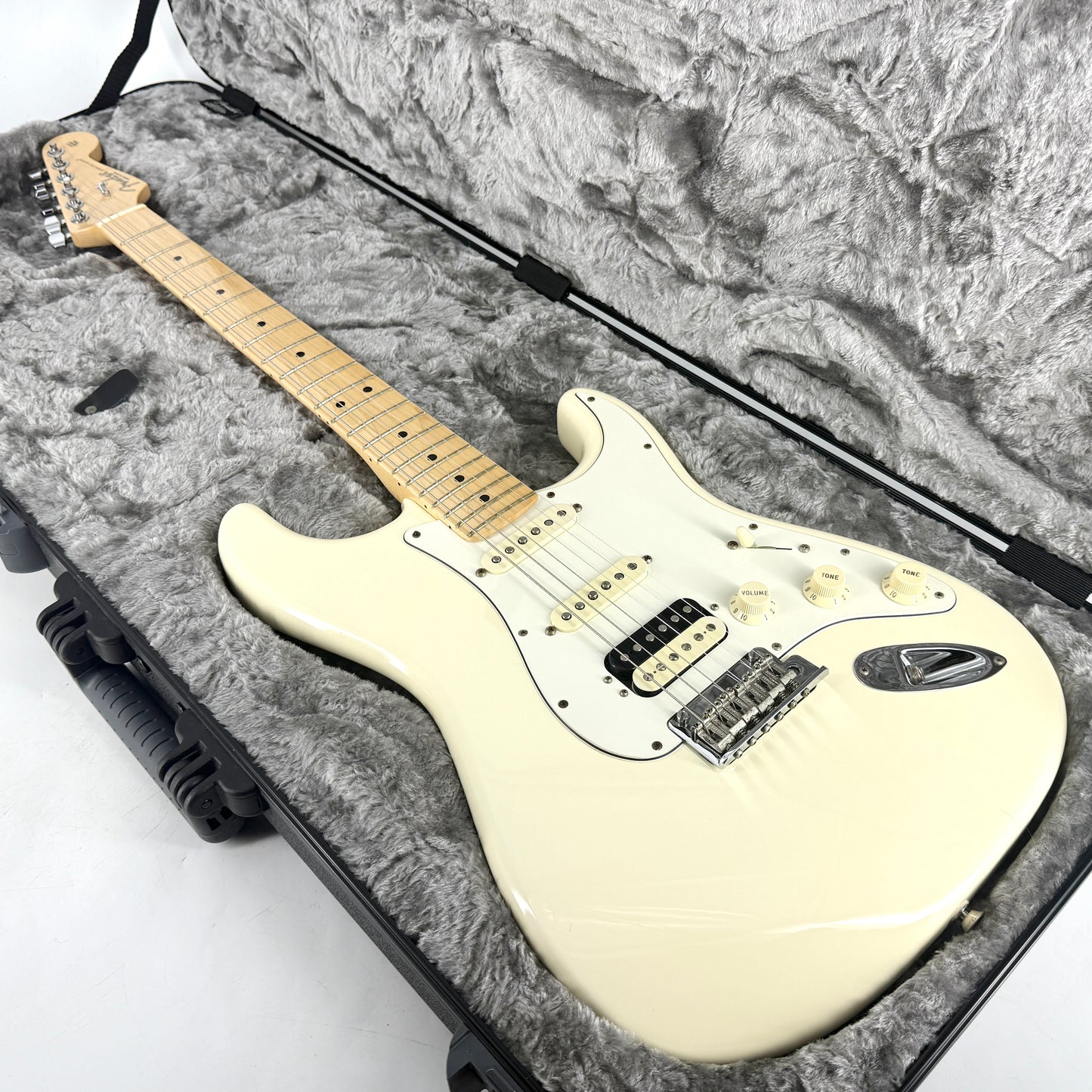 2019 Fender American Professional HSS Stratocaster – Olympic White
