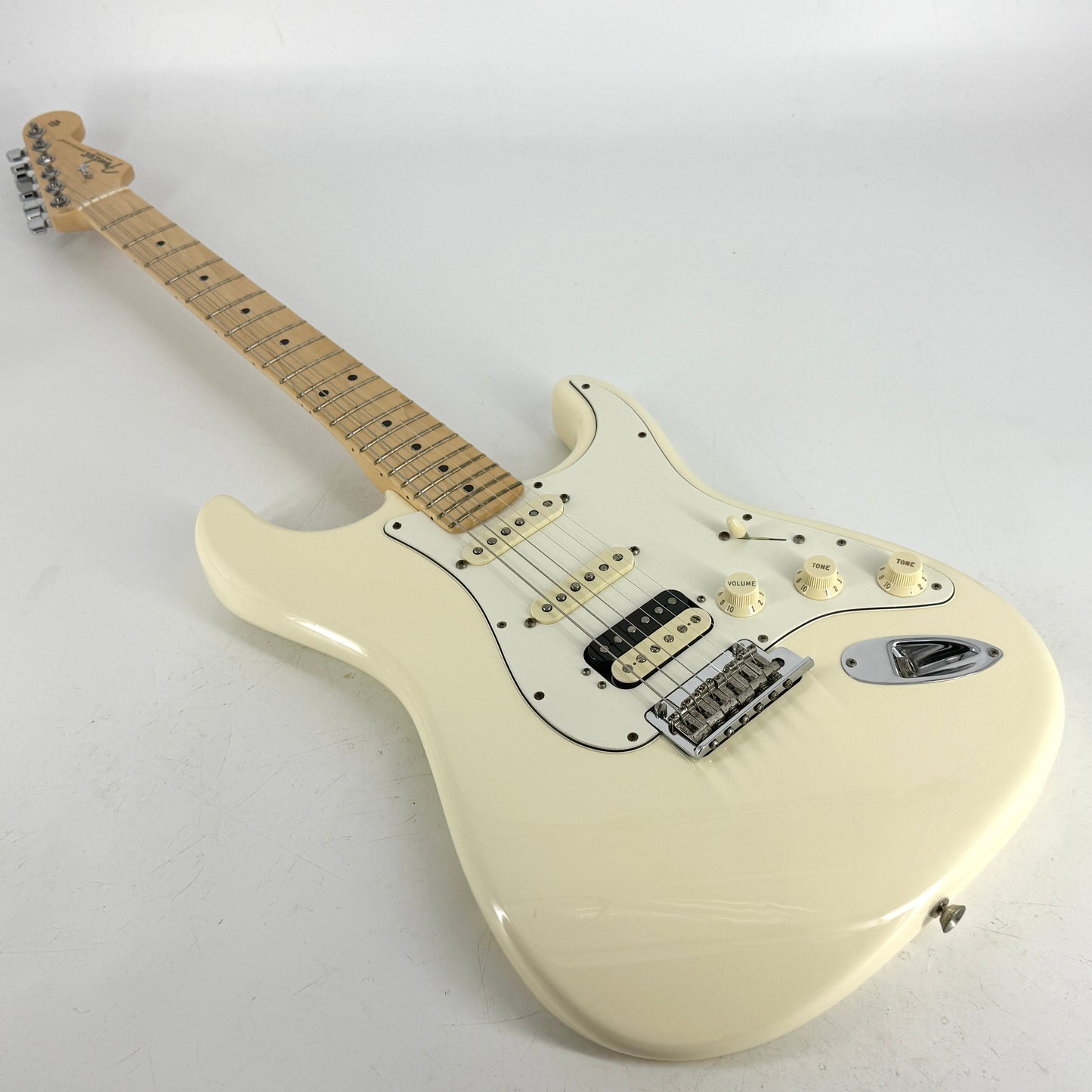 2019 Fender American Professional HSS Stratocaster – Olympic White