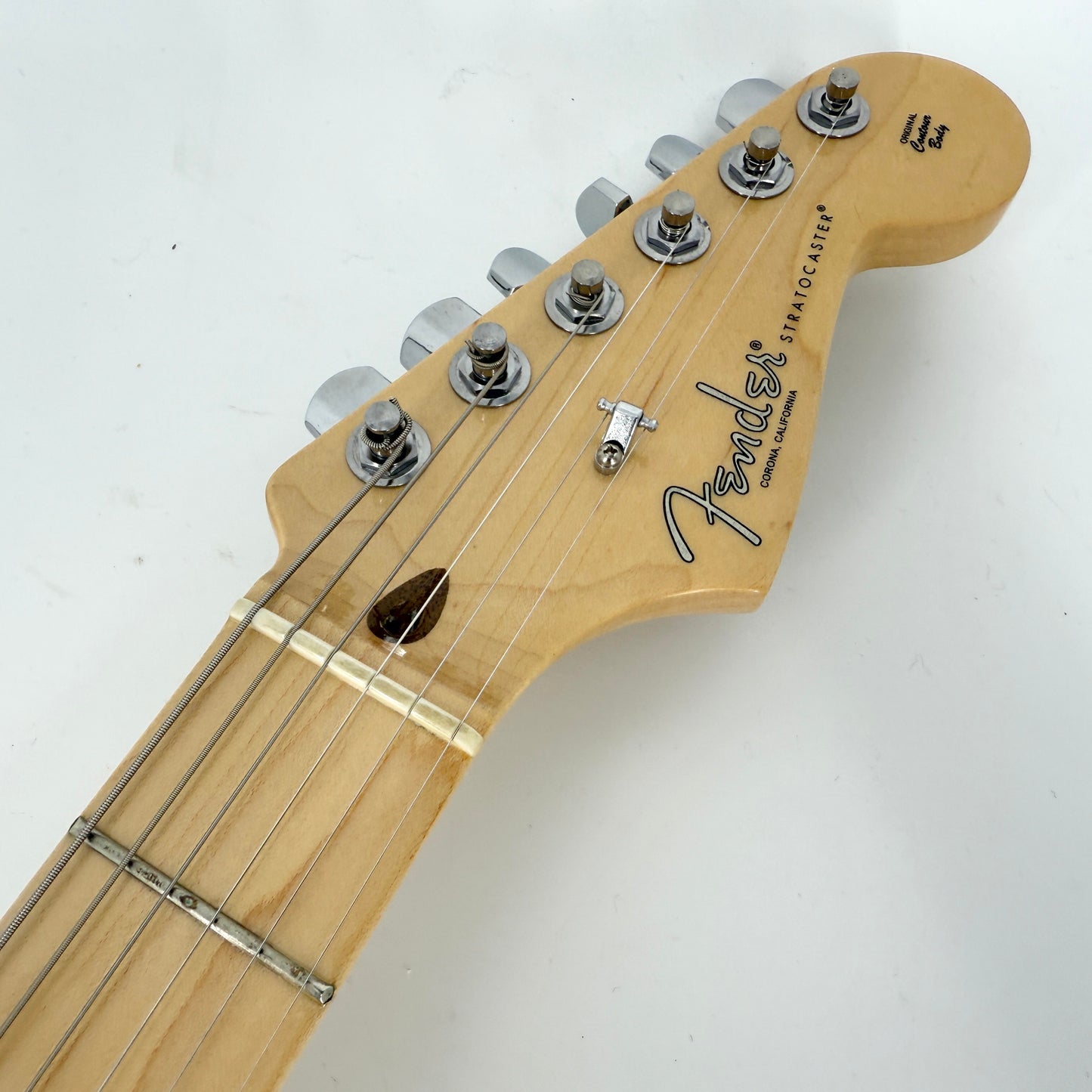 2019 Fender American Professional HSS Stratocaster – Olympic White