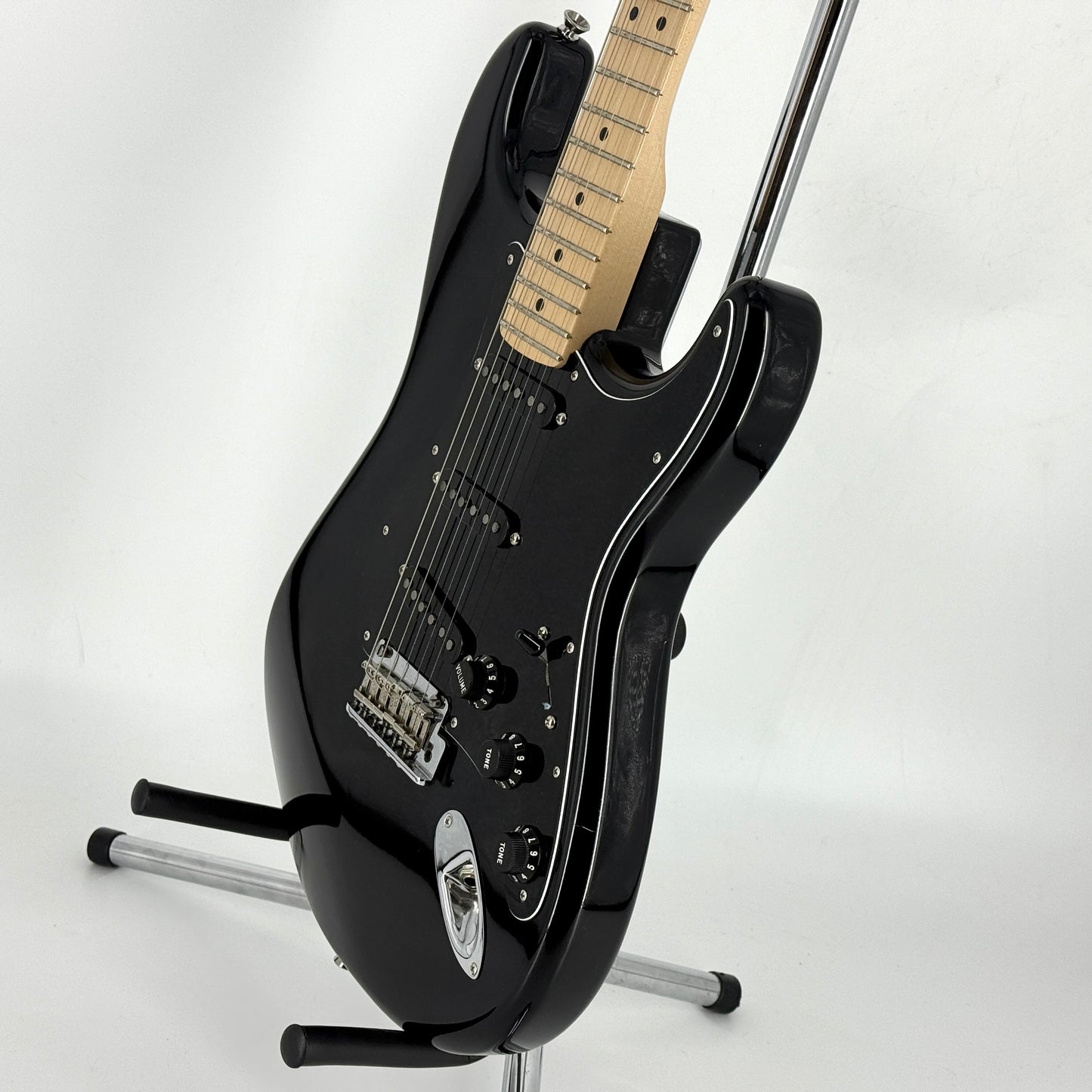 2007 Fender American Series Stratocaster – Black