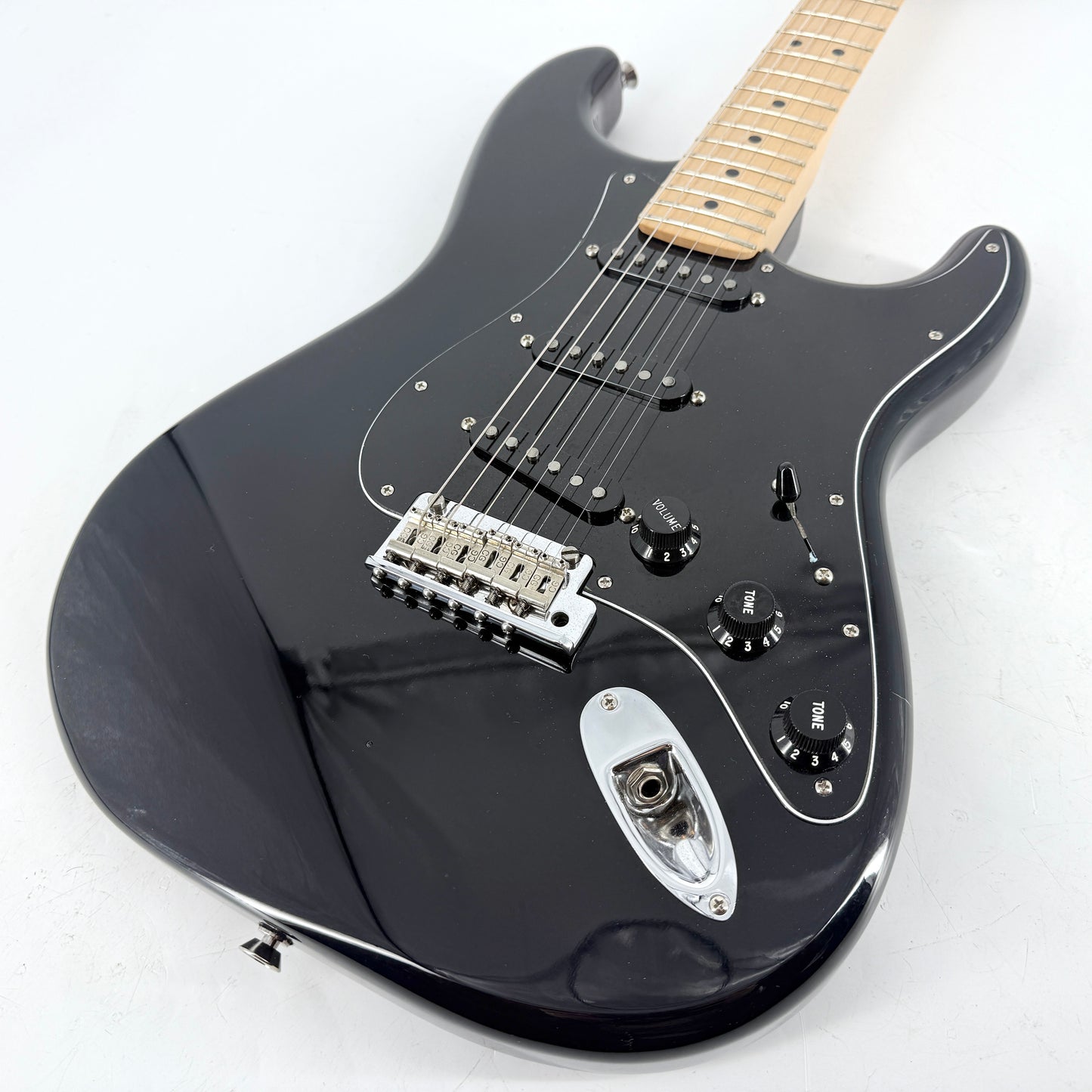 2007 Fender American Series Stratocaster – Black