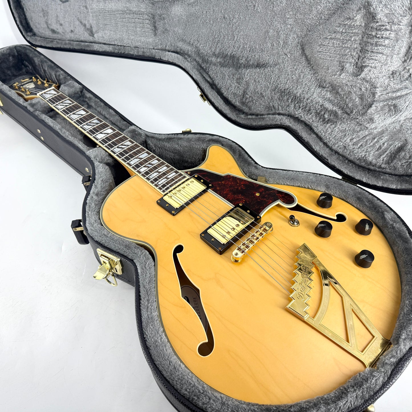 2022 D'Angelico Deluxe SS - Satin Honey
