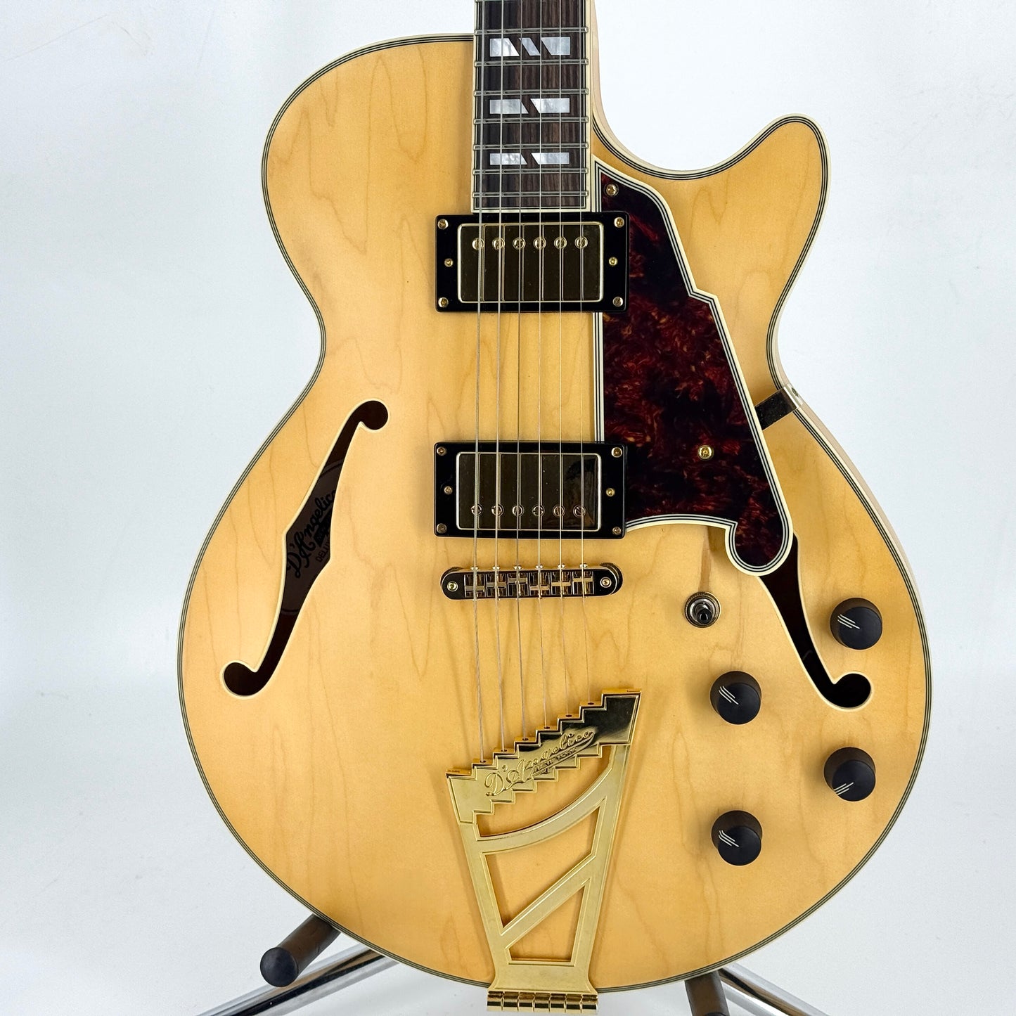 2022 D'Angelico Deluxe SS - Satin Honey