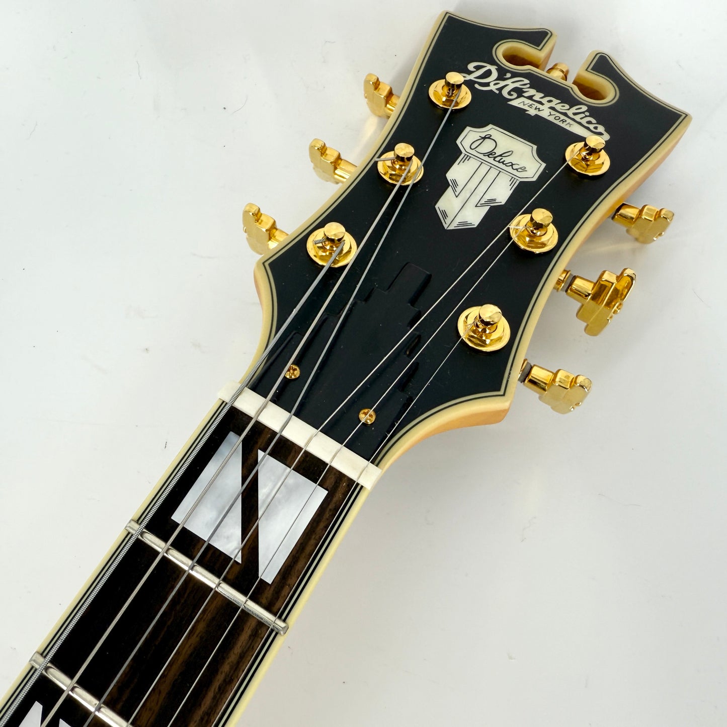 2022 D'Angelico Deluxe SS - Satin Honey
