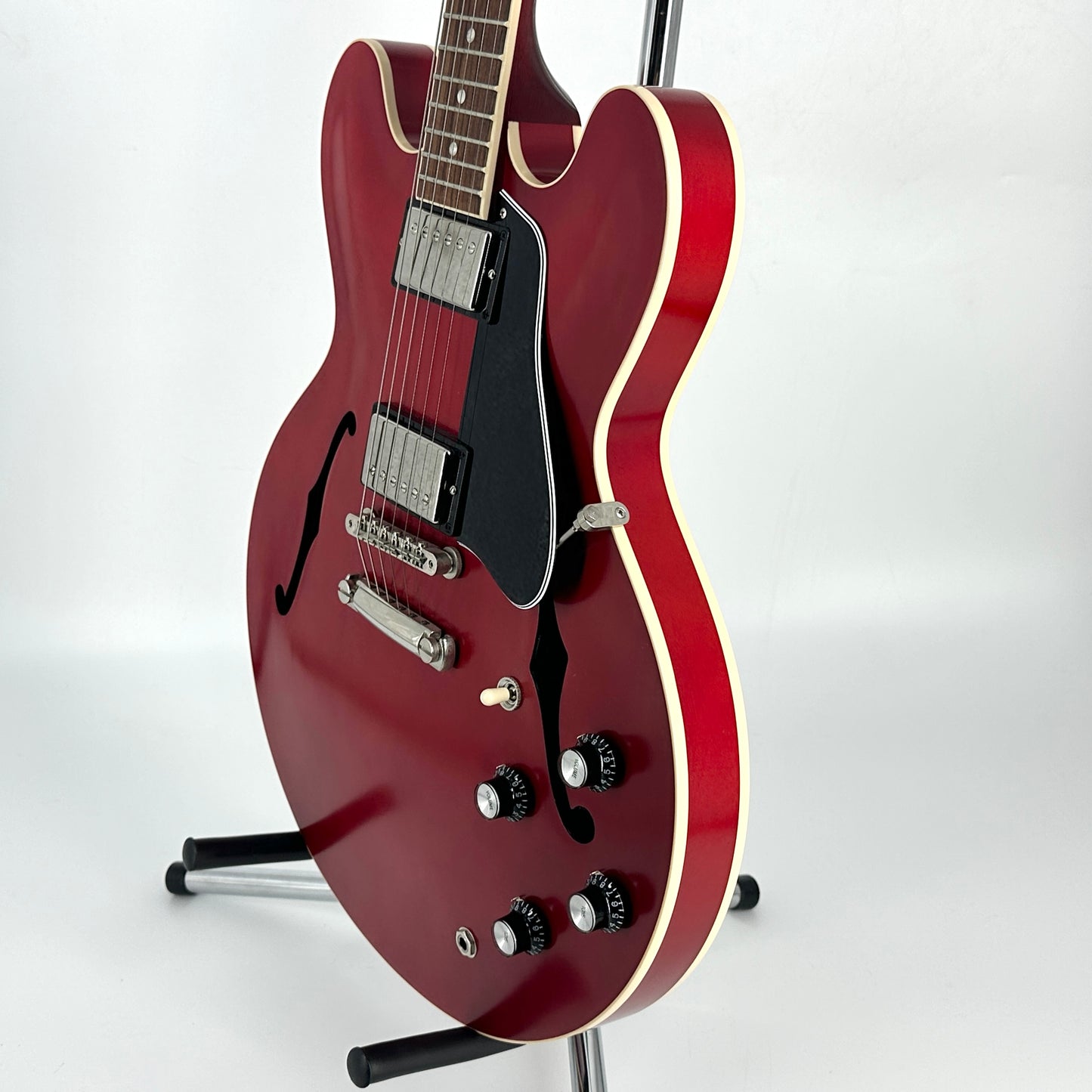 2020 Gibson ES-335 – Satin Cherry