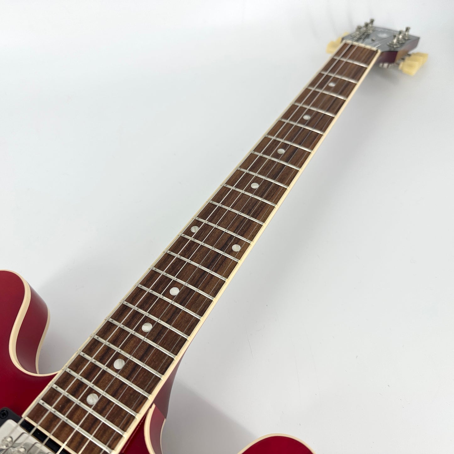 2020 Gibson ES-335 – Satin Cherry