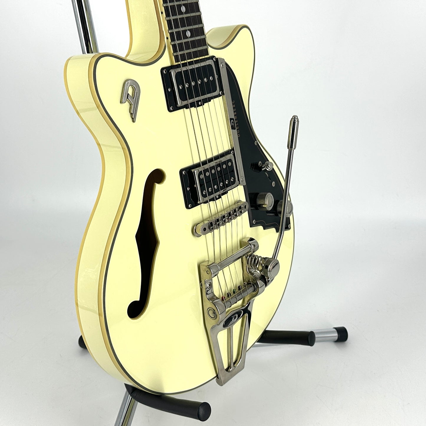 2018 Duesenberg Starplayer Fullerton TV - Vintage White