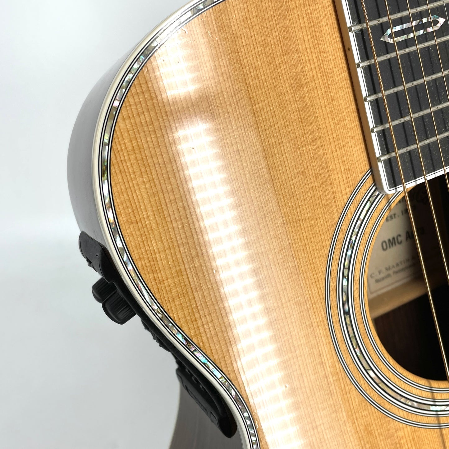 2007 Martin OMC Aura - Natural