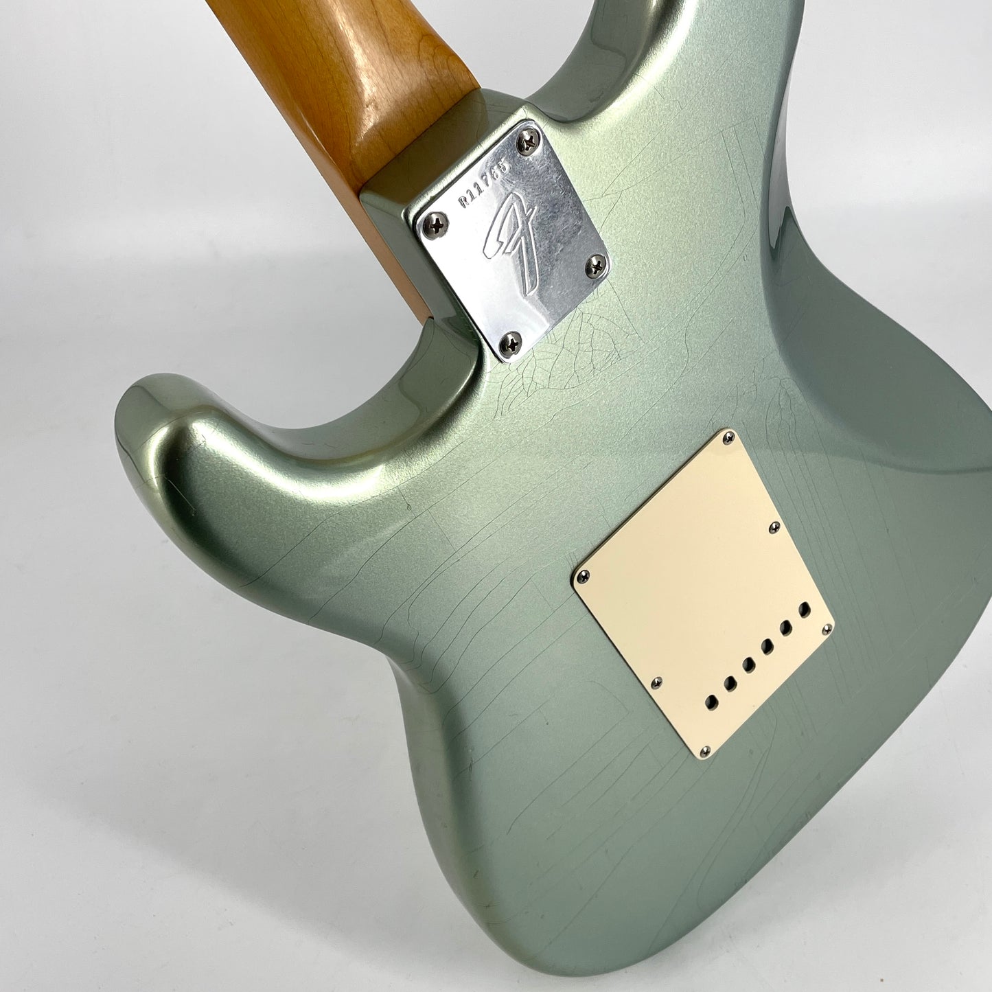 2005 Fender Custom Shop Limited Edition ’66 Stratocaster – Closet Classic – Firemist Silver Metallic
