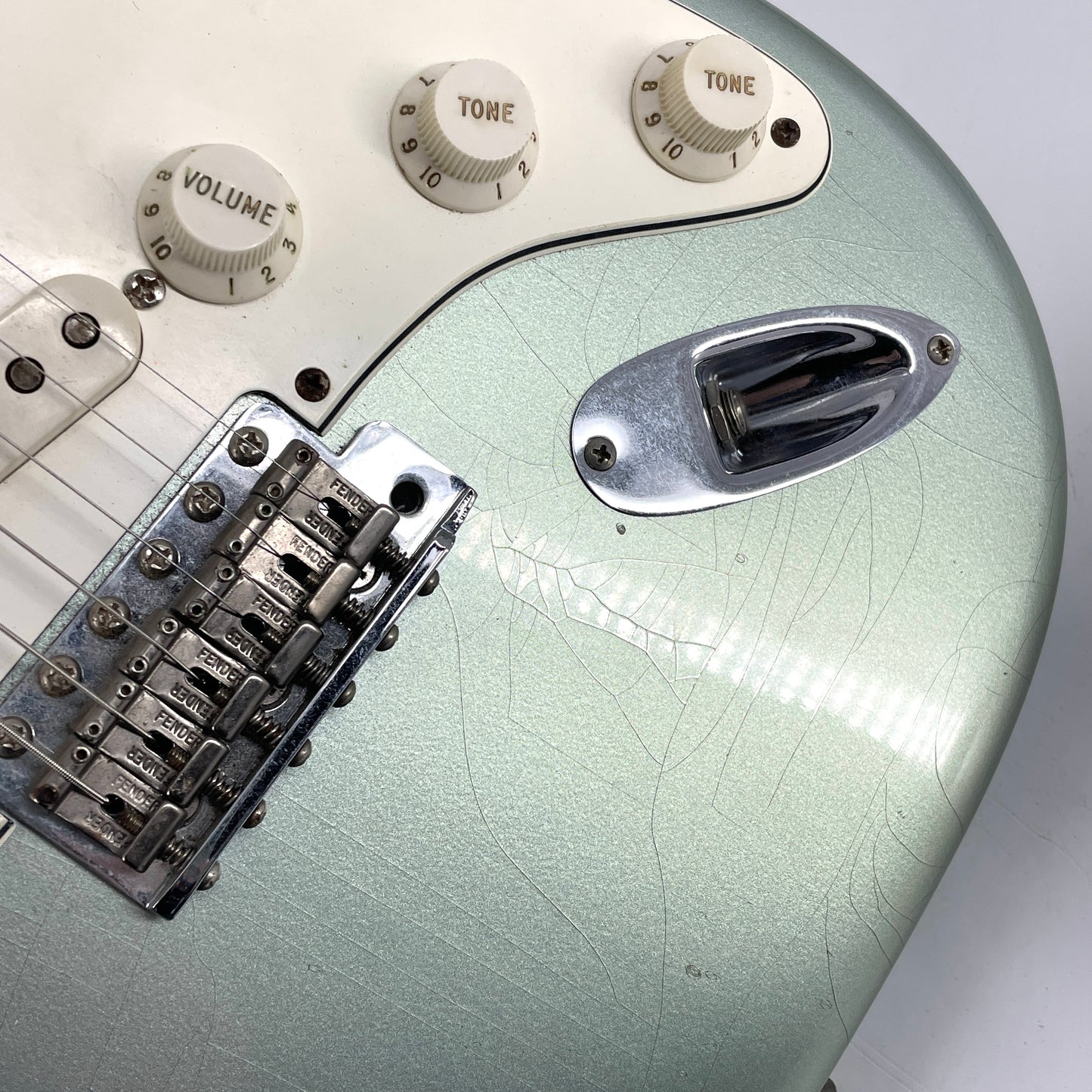 2005 Fender Custom Shop Limited Edition ’66 Stratocaster – Closet Classic – Firemist Silver Metallic