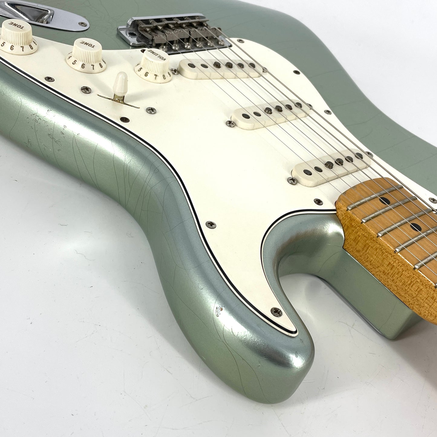 2005 Fender Custom Shop Limited Edition ’66 Stratocaster – Closet Classic – Firemist Silver Metallic