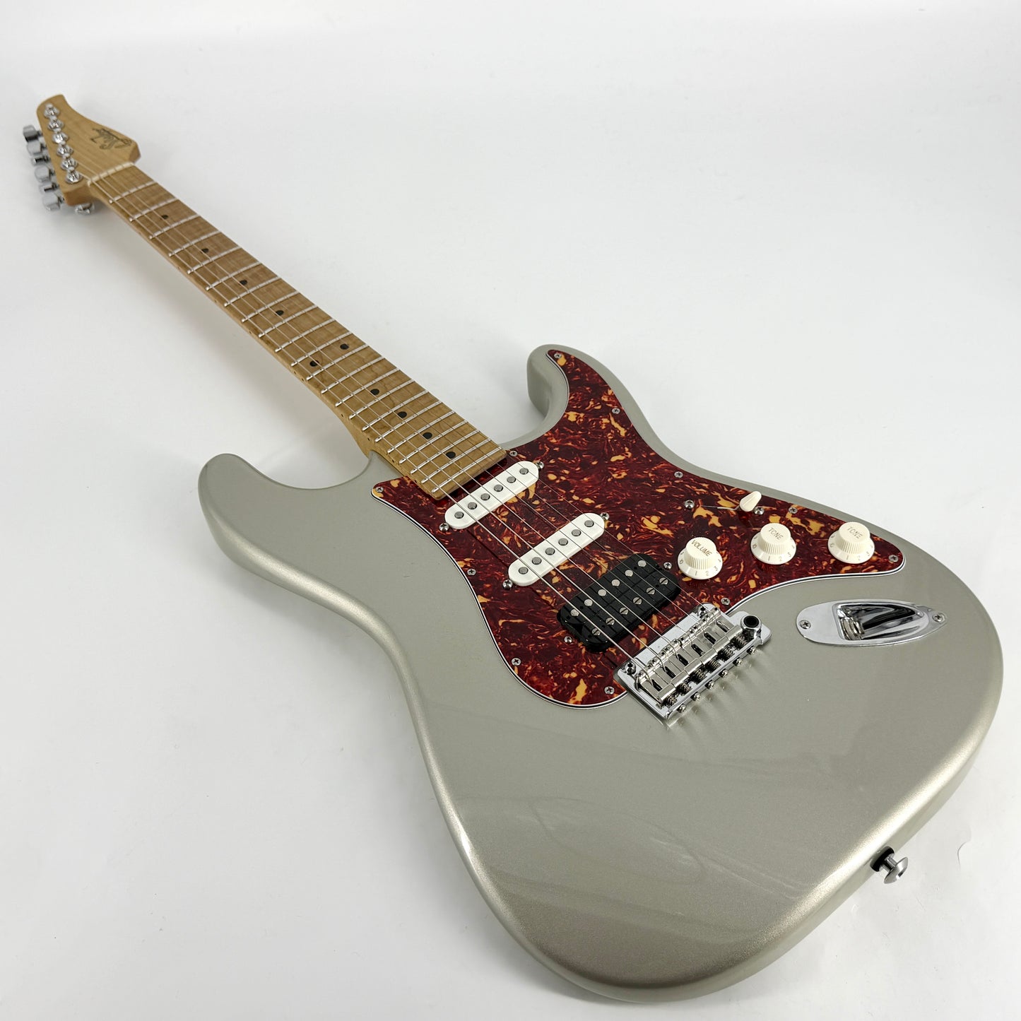 2023 Suhr Classic Pro Limited Edition Dealer Select HSS – Inca Silver