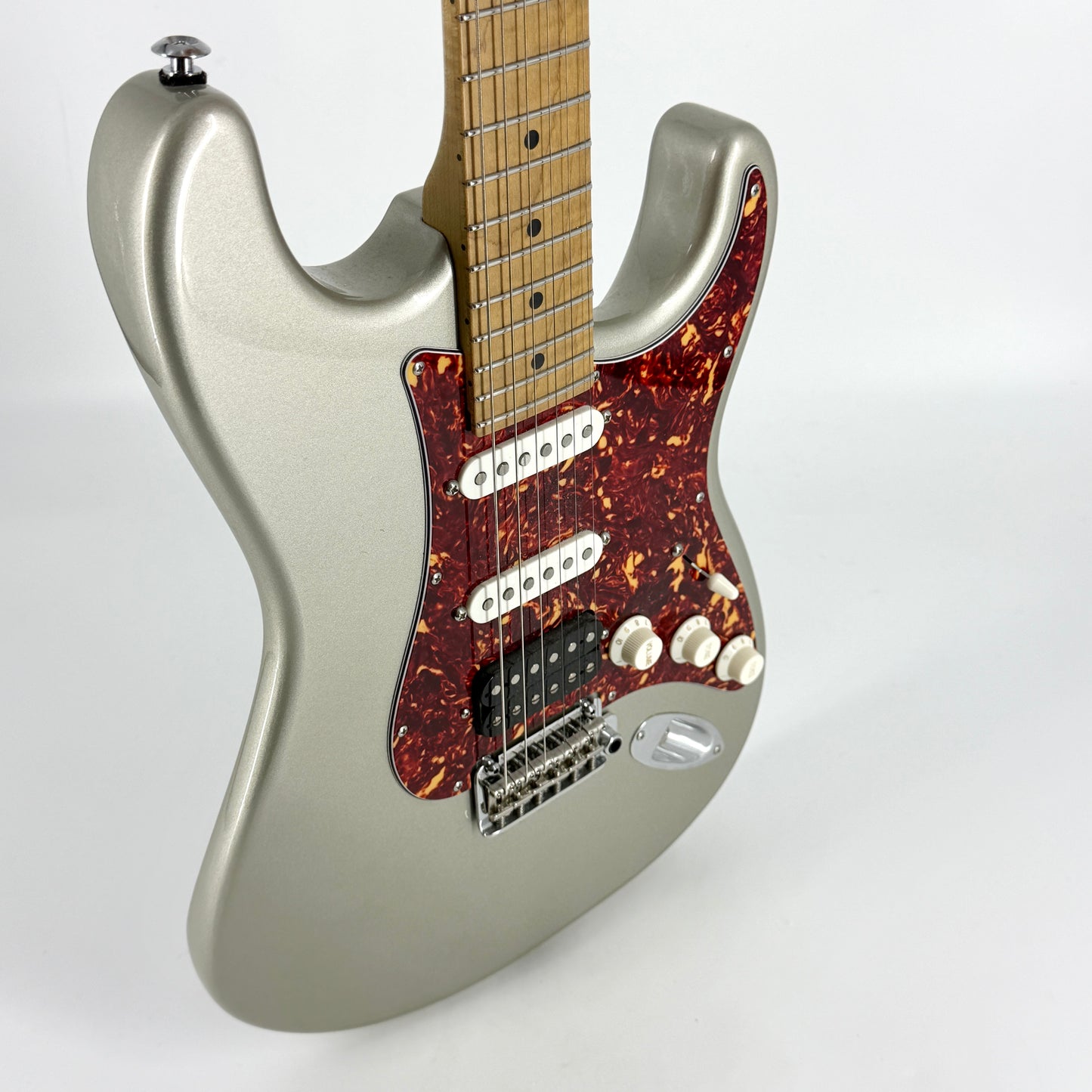 2023 Suhr Classic Pro Limited Edition Dealer Select HSS – Inca Silver