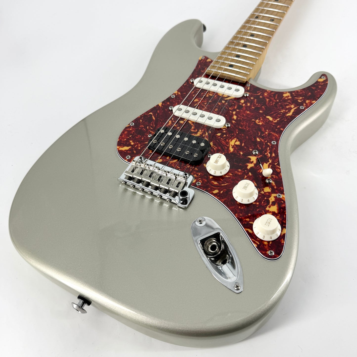 2023 Suhr Classic Pro Limited Edition Dealer Select HSS – Inca Silver