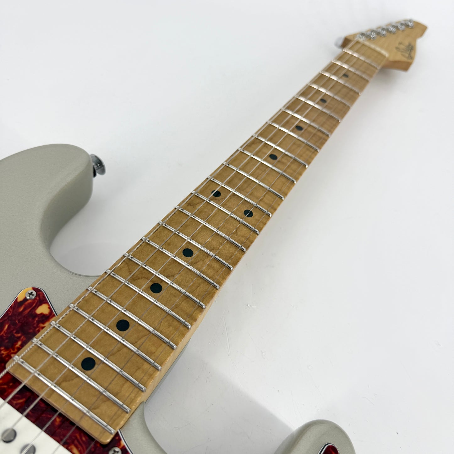 2023 Suhr Classic Pro Limited Edition Dealer Select HSS – Inca Silver