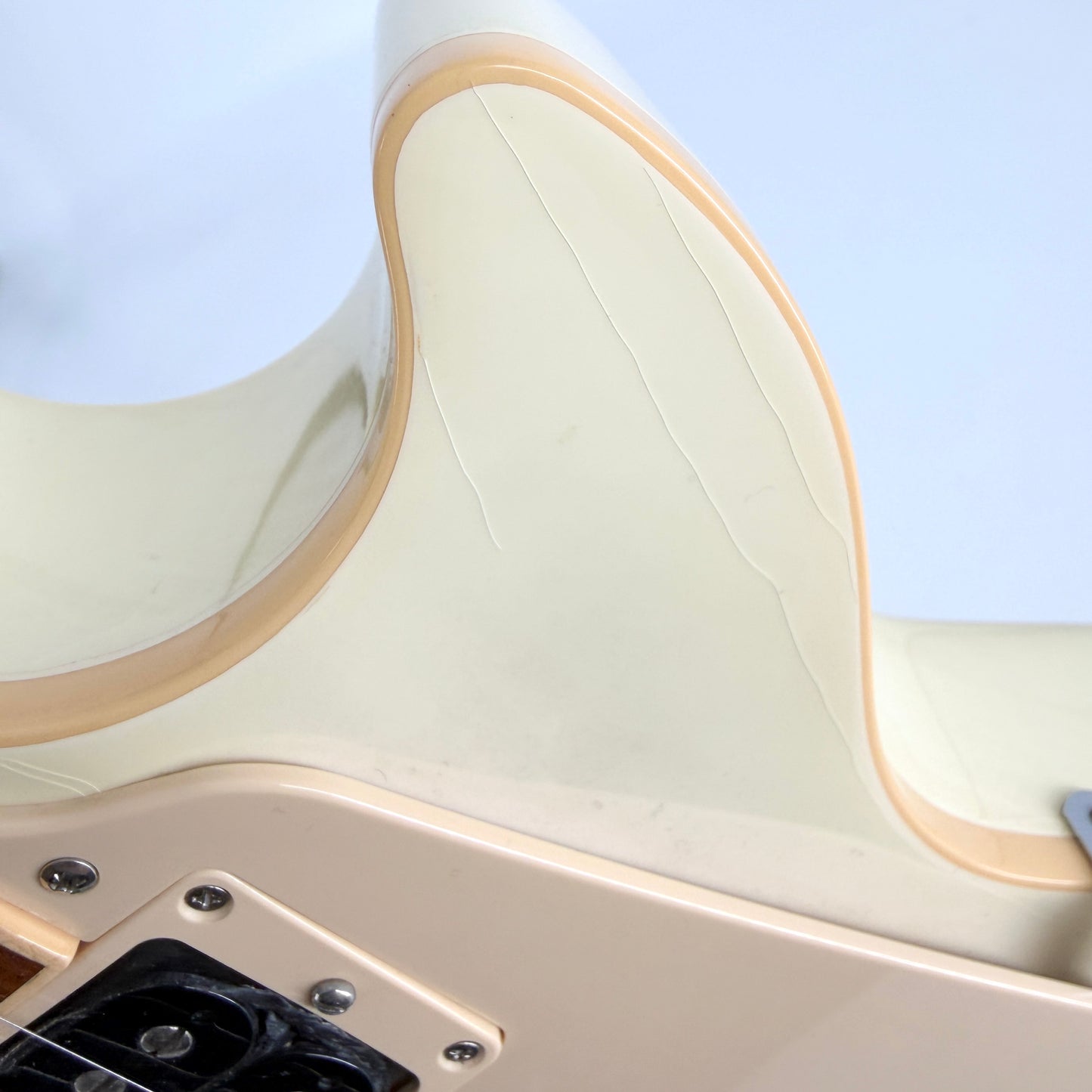 2012 Gibson Les Paul Signature T – Alpine White