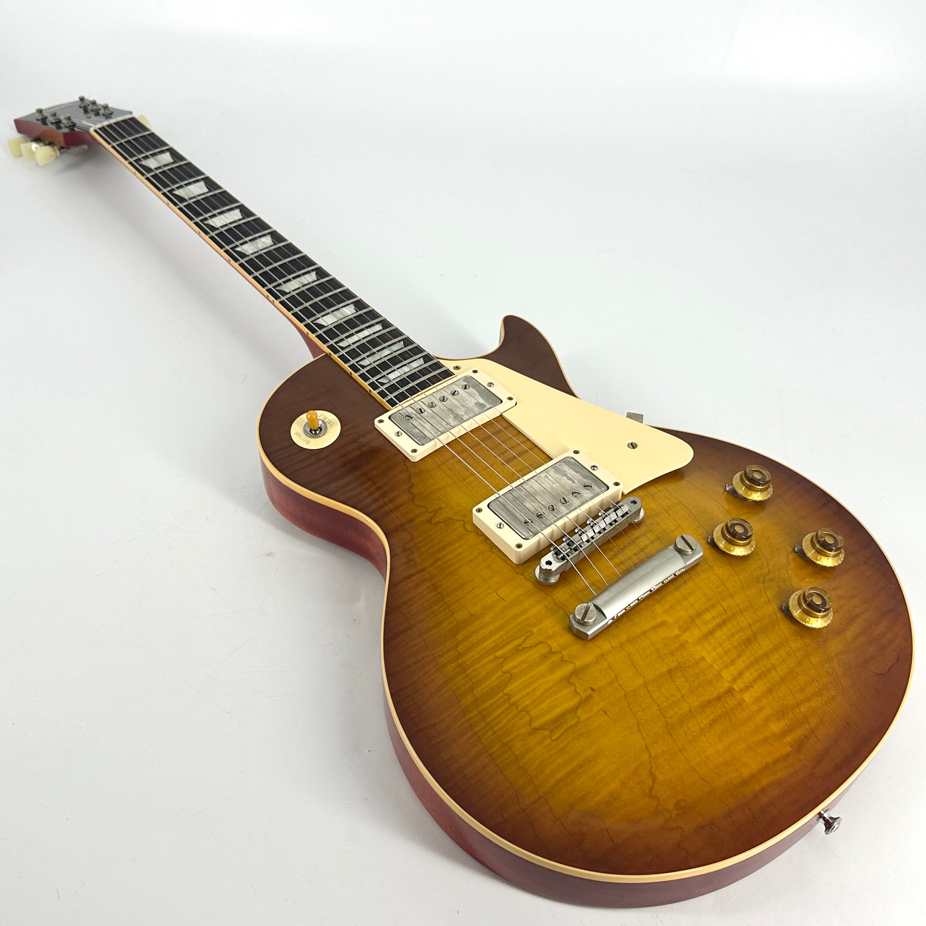 Gibson – Jordan Guitars