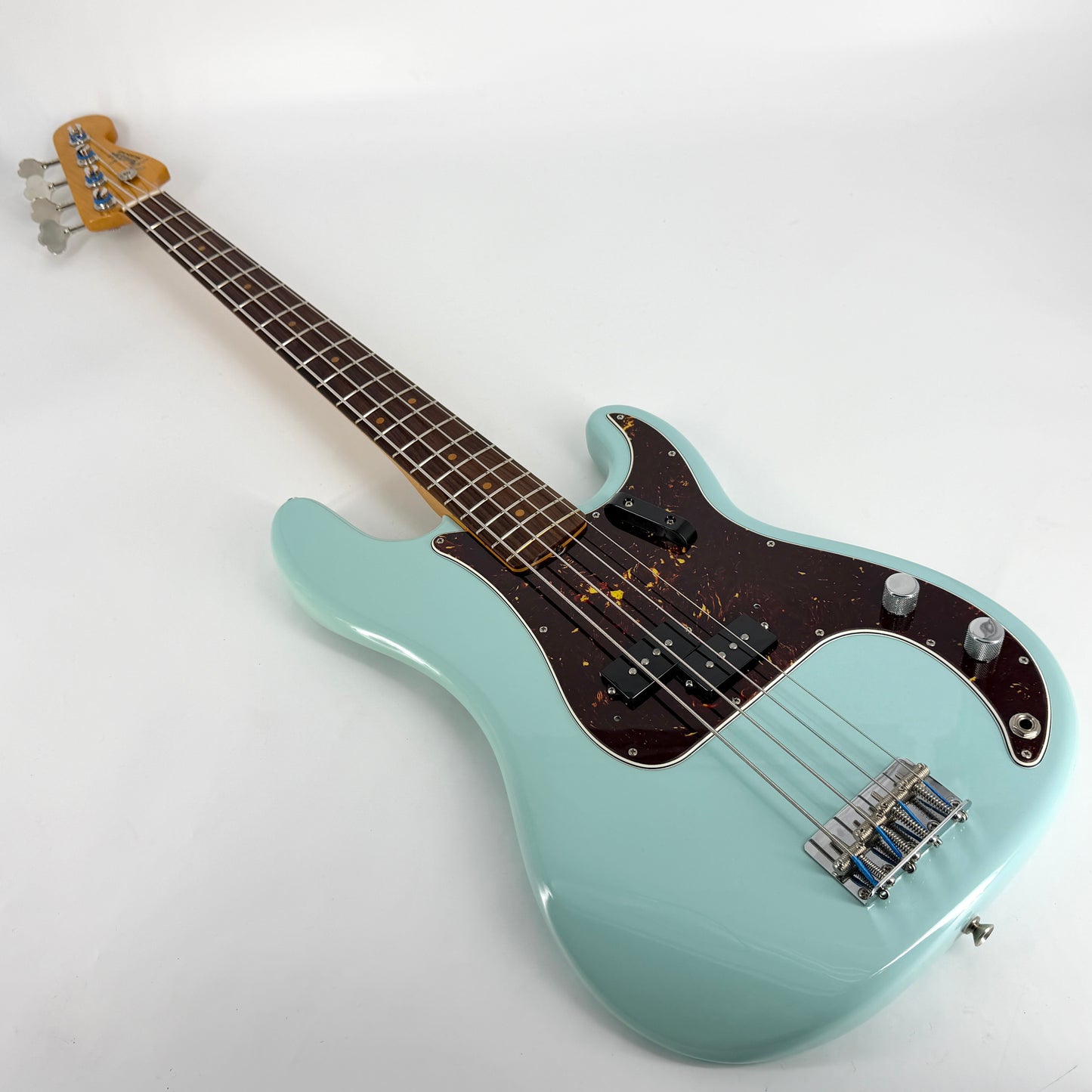 2023 Fender American Vintage II 1960 Precision Bass - Daphne Blue