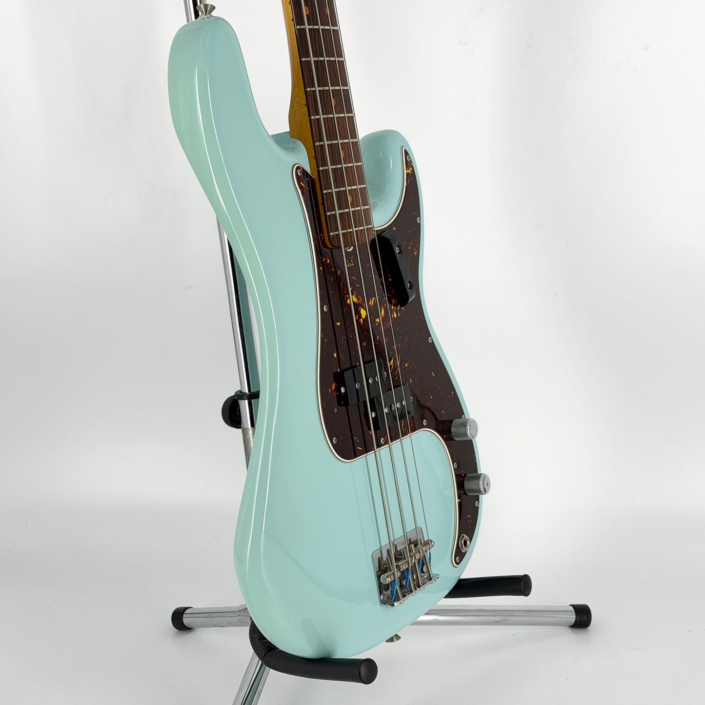 2023 Fender American Vintage II 1960 Precision Bass - Daphne Blue