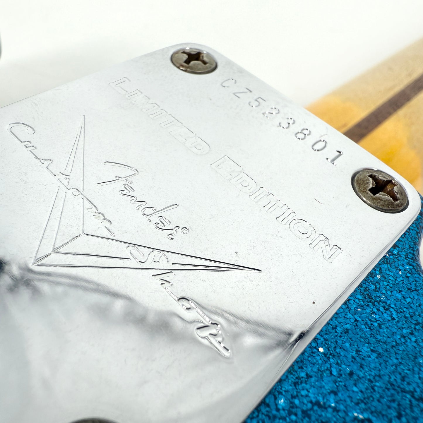 2015 Fender Custom Shop Limited Edition Caballo Tono Telecaster Relic – Lake Placid Blue Sparkle