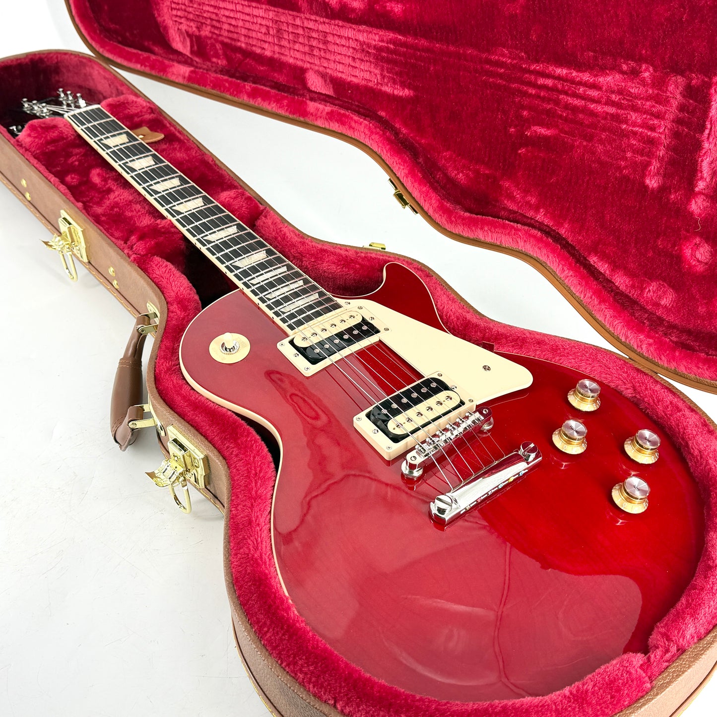2020 Gibson Les Paul Classic – Translucent Cherry