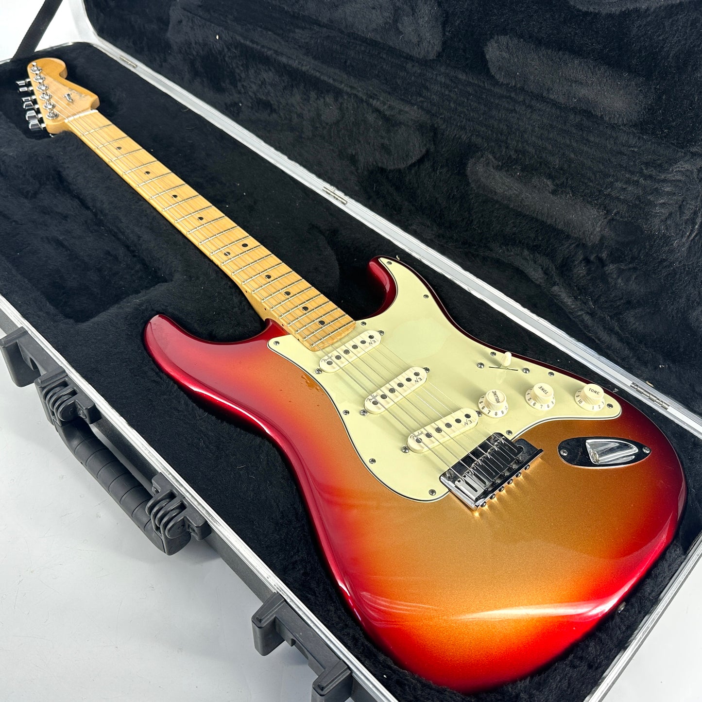 2010 Fender American Deluxe Stratocaster – Sunset Metallic