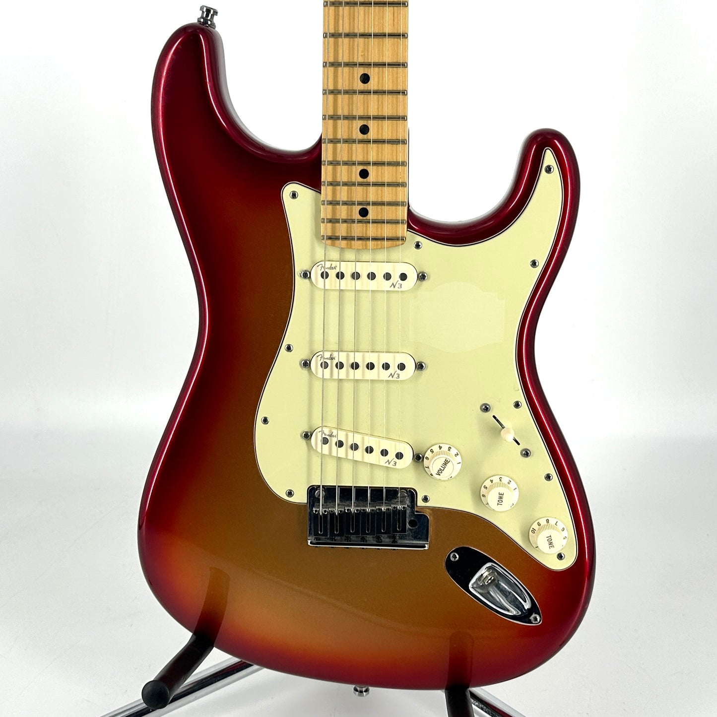 2010 Fender American Deluxe Stratocaster – Sunset Metallic