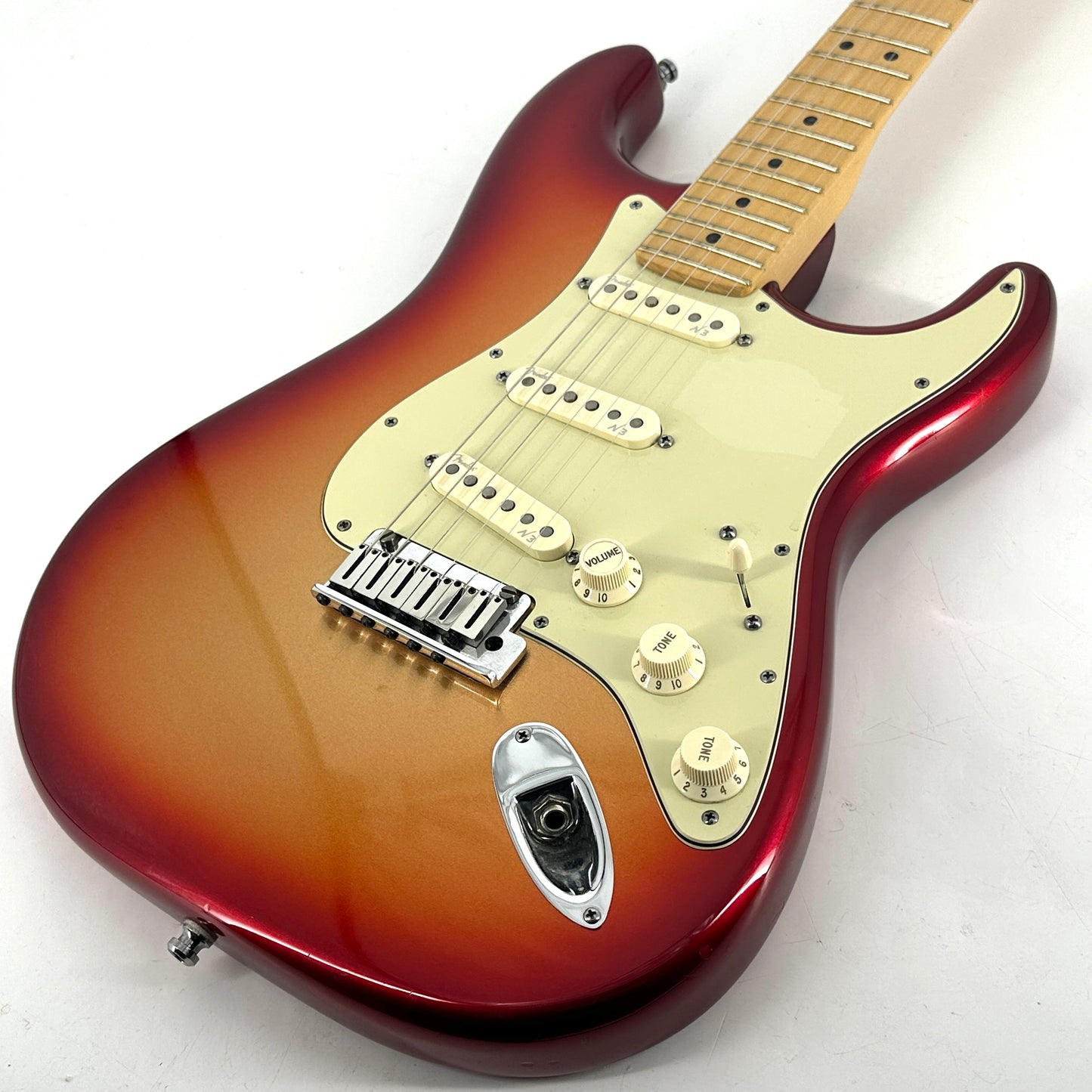 2010 Fender American Deluxe Stratocaster – Sunset Metallic