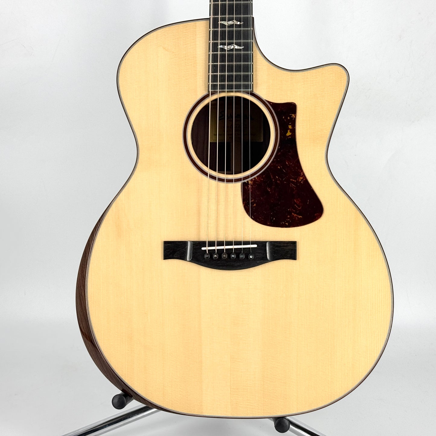 2024 Eastman AC722CE - Natural